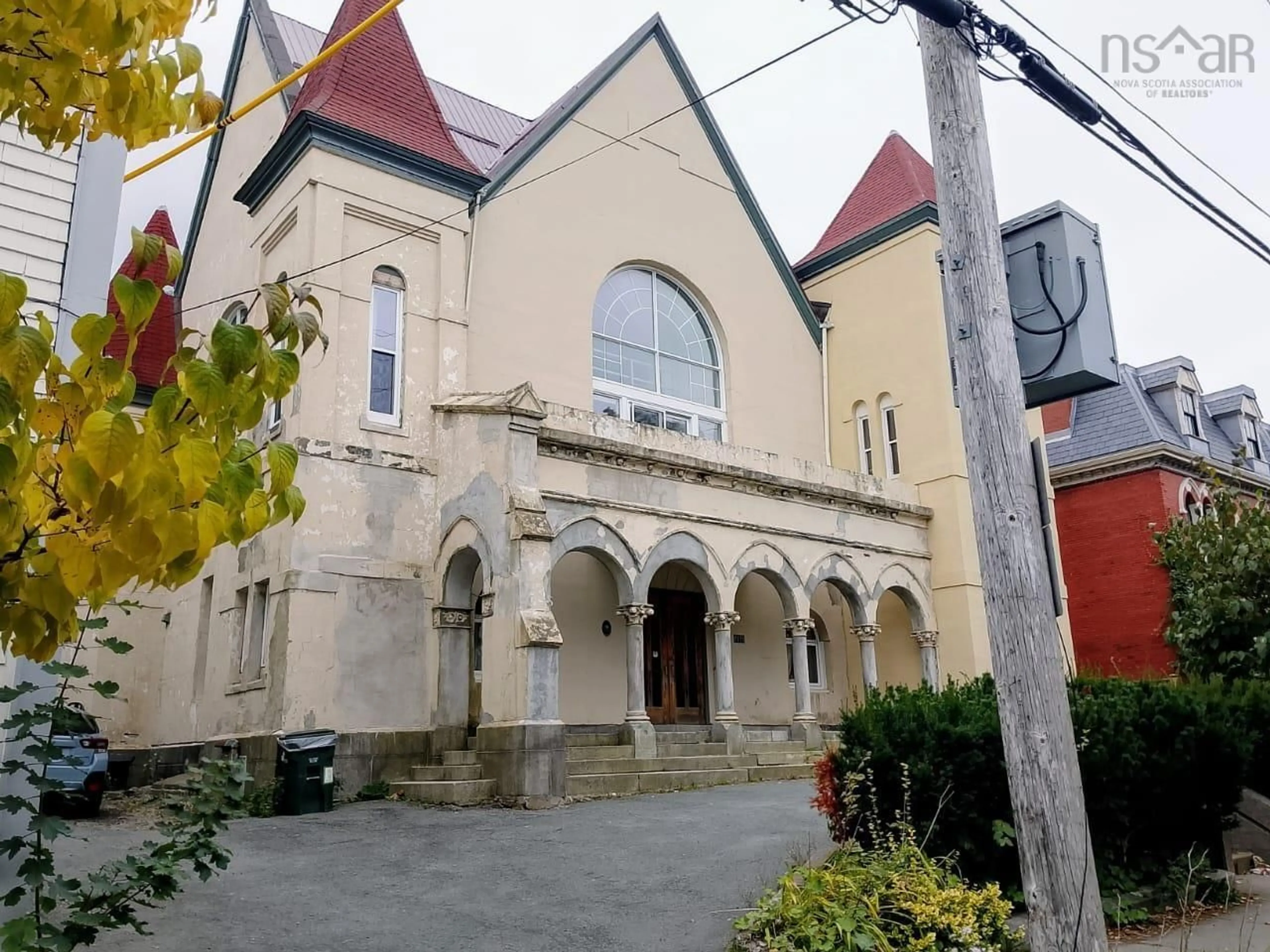 Indoor foyer for 2128 Brunswick Street #1, Halifax Nova Scotia B3K 2Y8