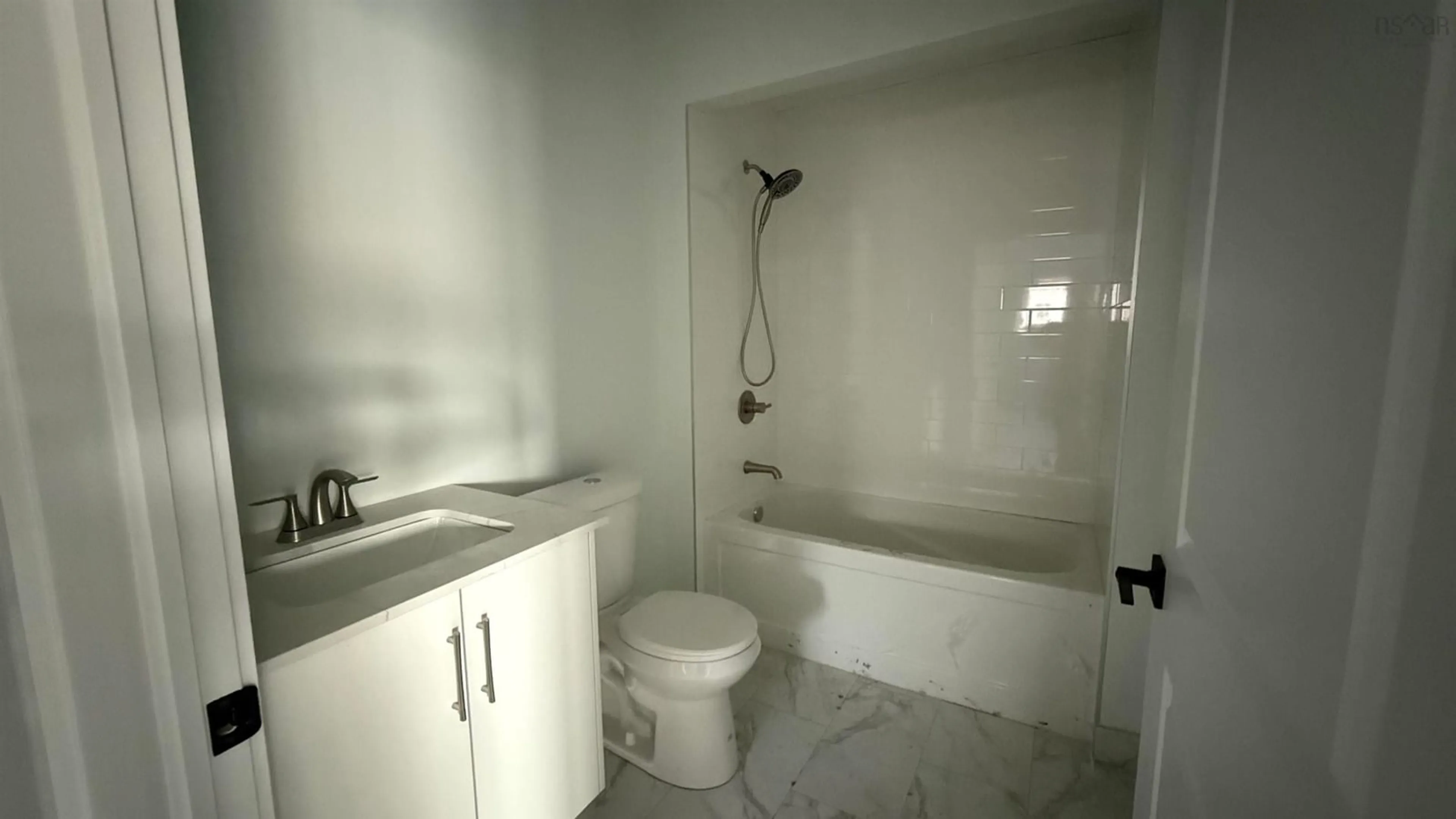 Standard bathroom, ceramic/tile floor for 334 Carmel Cres, Hammonds Plains Nova Scotia B3Z 1P2