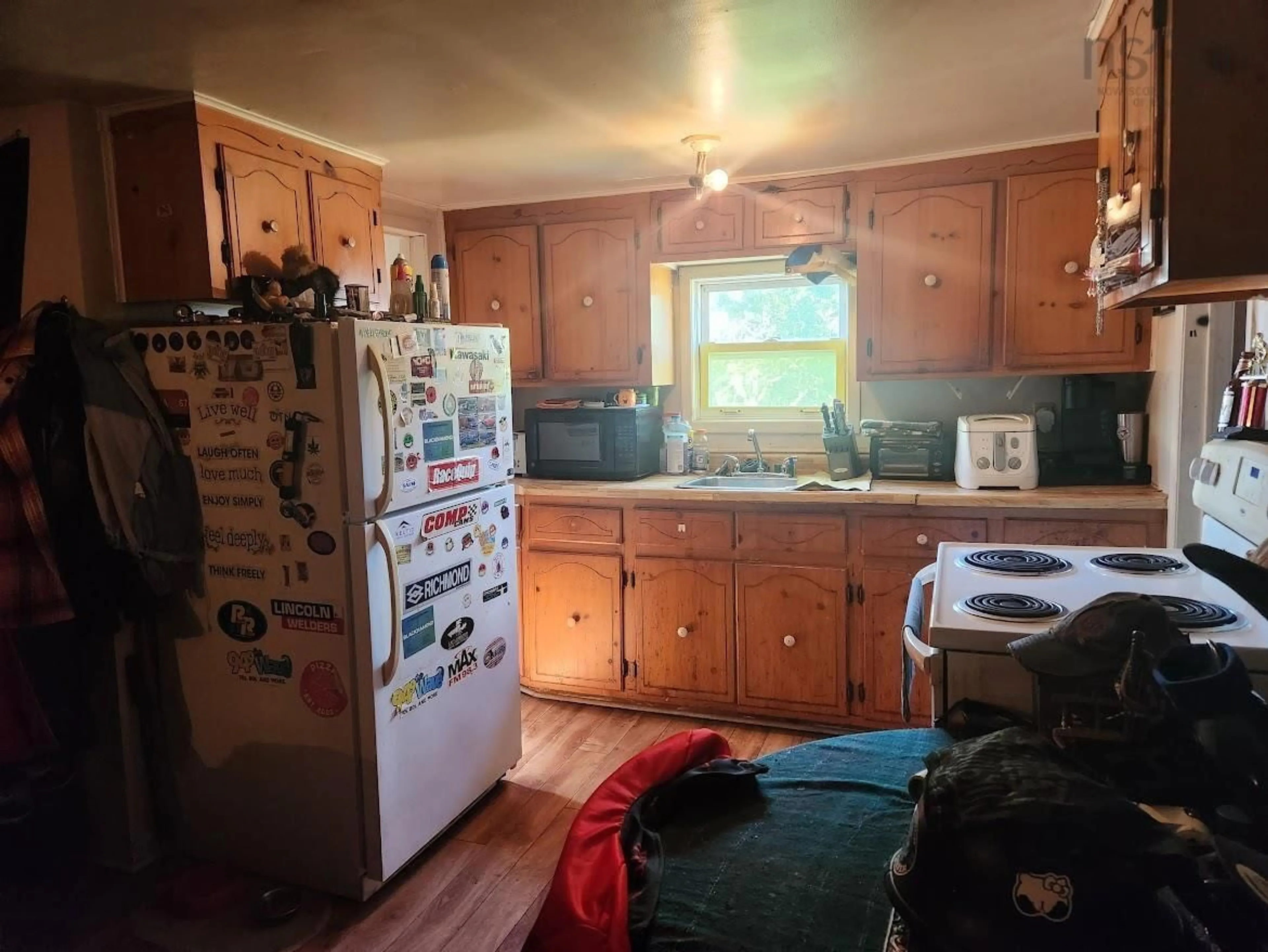 Standard kitchen, unknown for 79 Highland St, Glace Bay Nova Scotia B1A 2T7