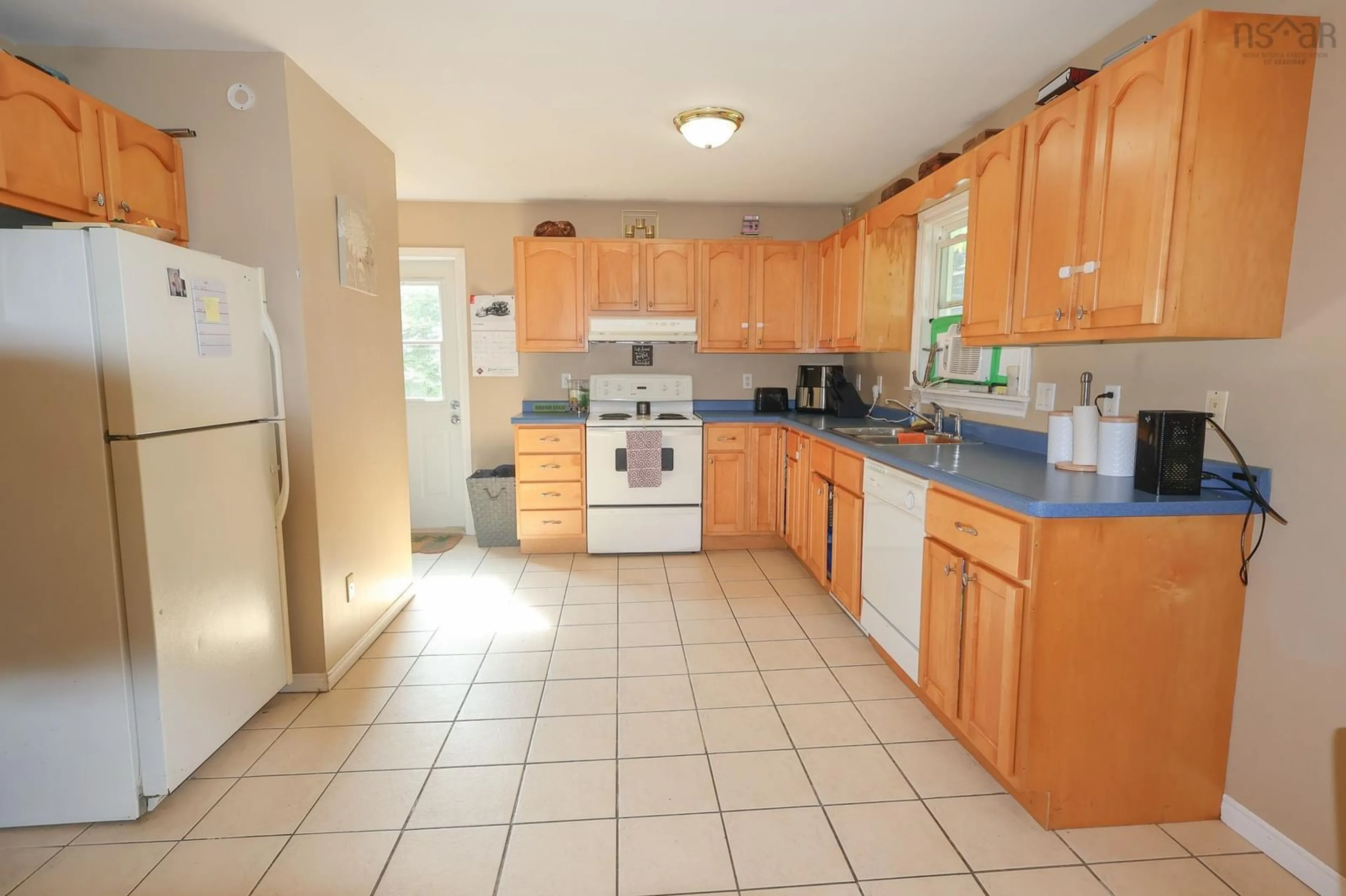 Kitchen, wood floors, cottage for 21 Elizabeth Ave, Bridgewater Nova Scotia B4V 1M1