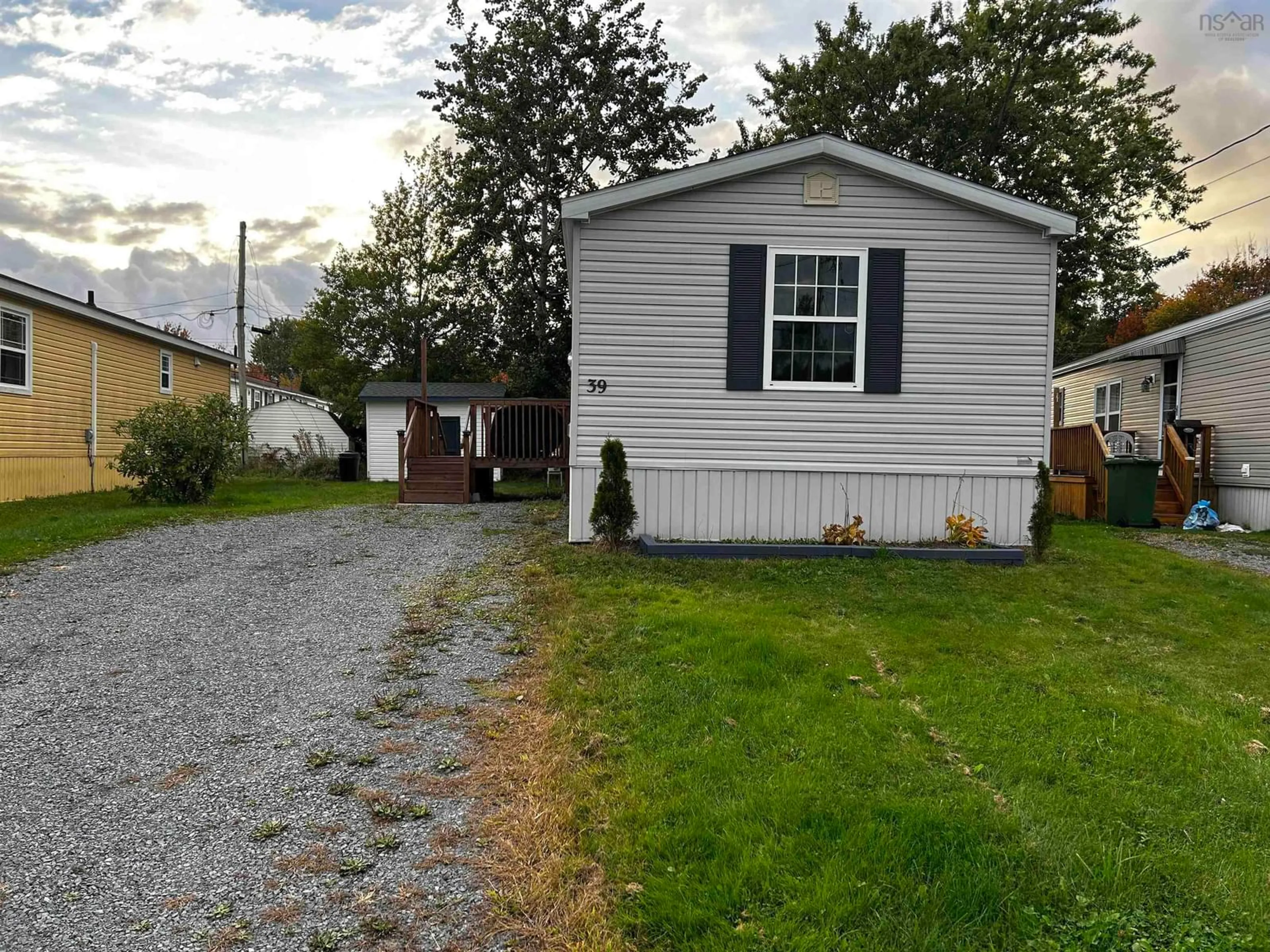 Frontside or backside of a home, cottage for 39 Brook Cres, Middle Sackville Nova Scotia B4E 1C3