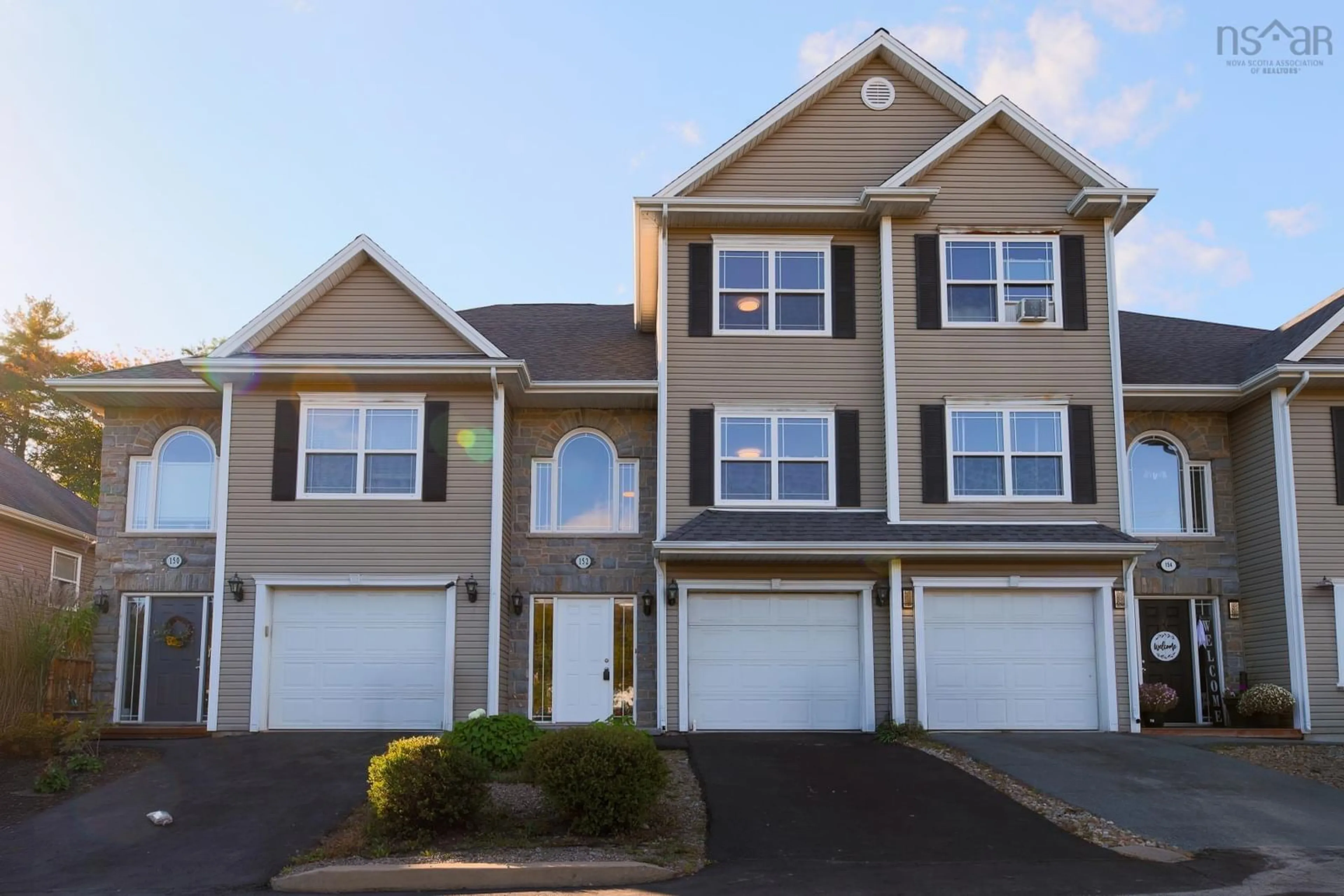 A pic from exterior of the house or condo, the front or back of building for 152 Beaver Bank Road, Lower Sackville Nova Scotia B4E 0E2