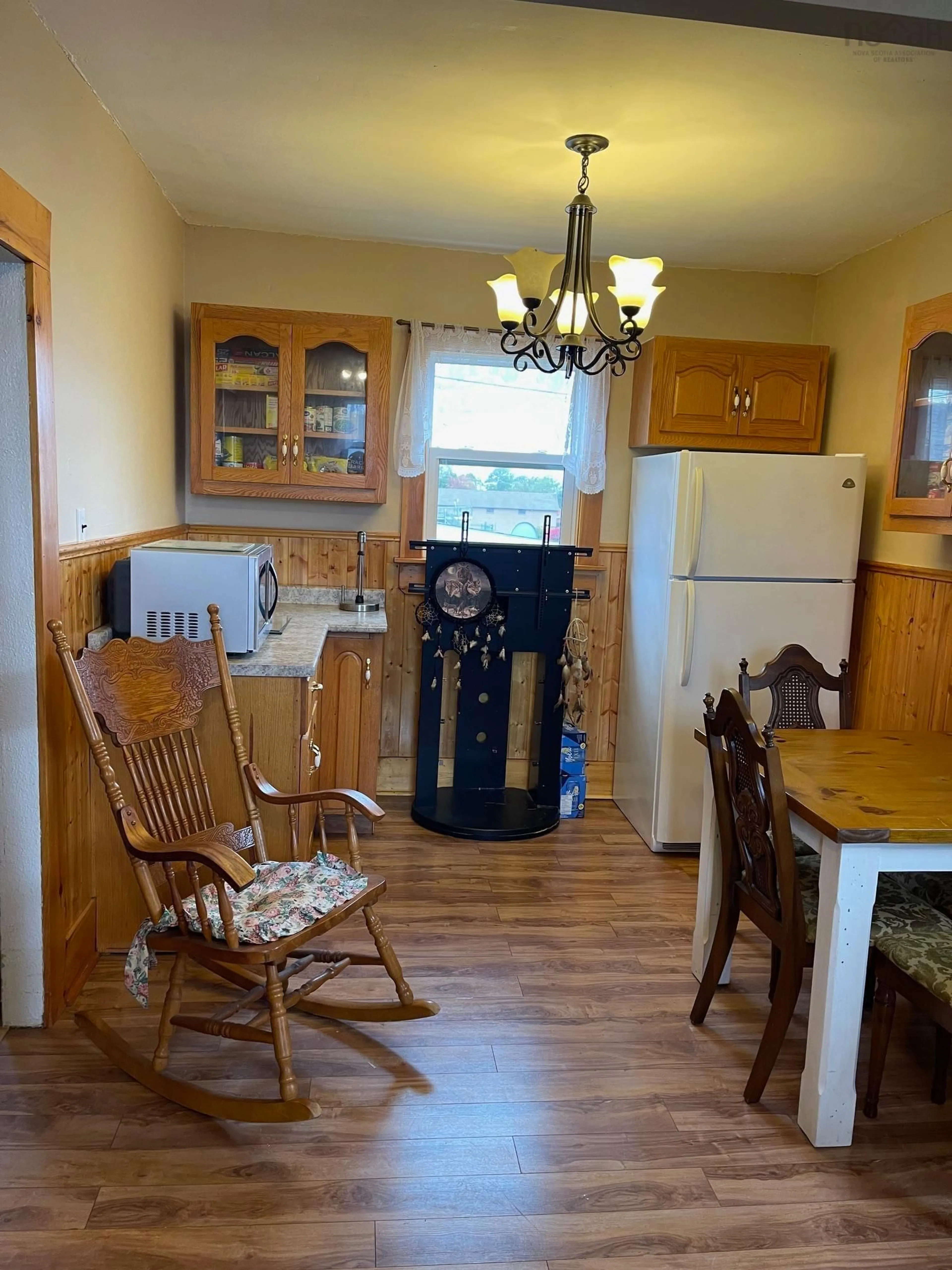 Dining room, wood floors, cottage for 109 Welton St, Sydney Nova Scotia B1P 5R6