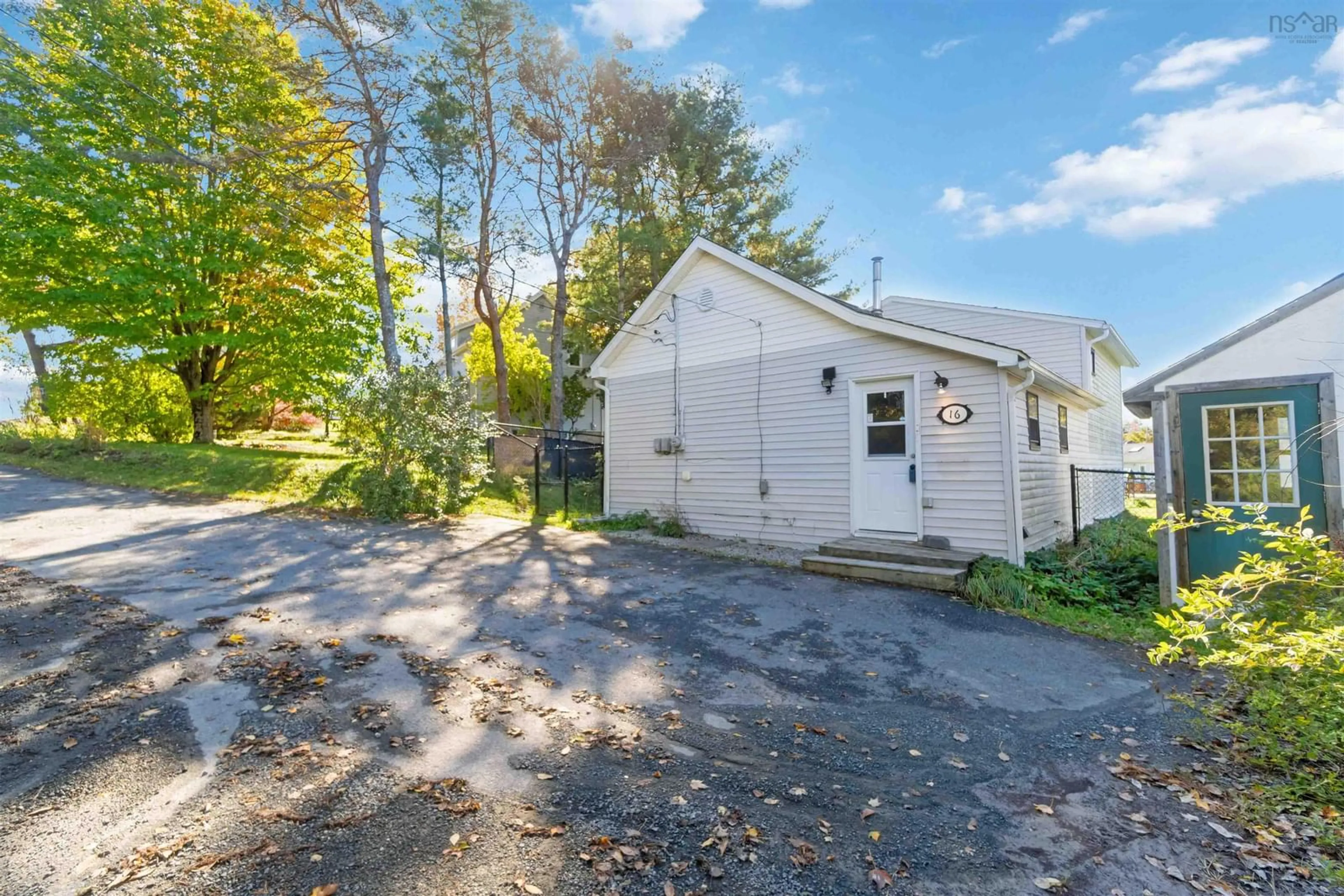 A pic from exterior of the house or condo, cottage for 16 Bridgeview Ave, Lower Sackville Nova Scotia B4C 2K6