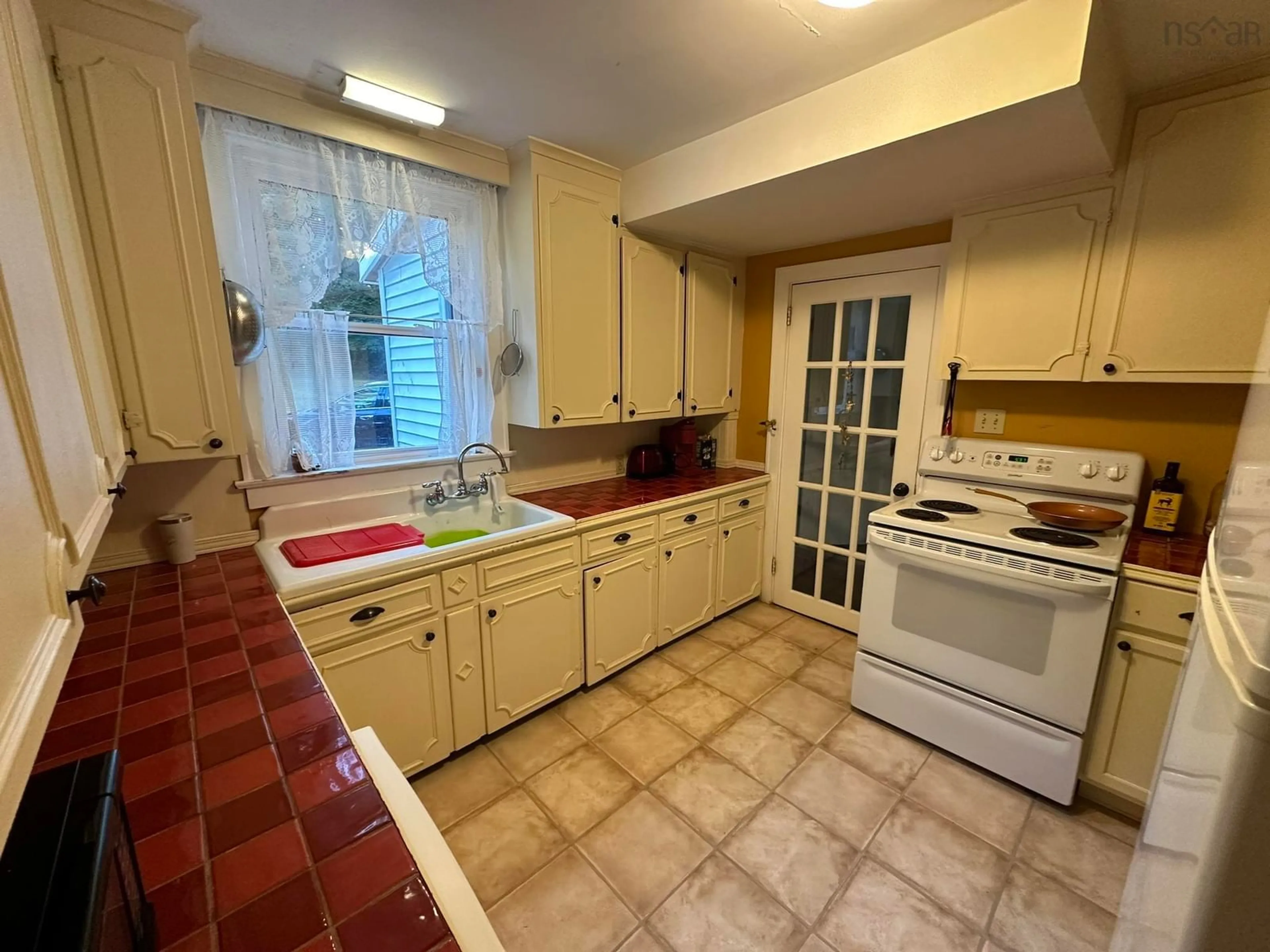 Kitchen, unknown floor, cottage for 346 Park St, Kentville Nova Scotia B4N 1M9