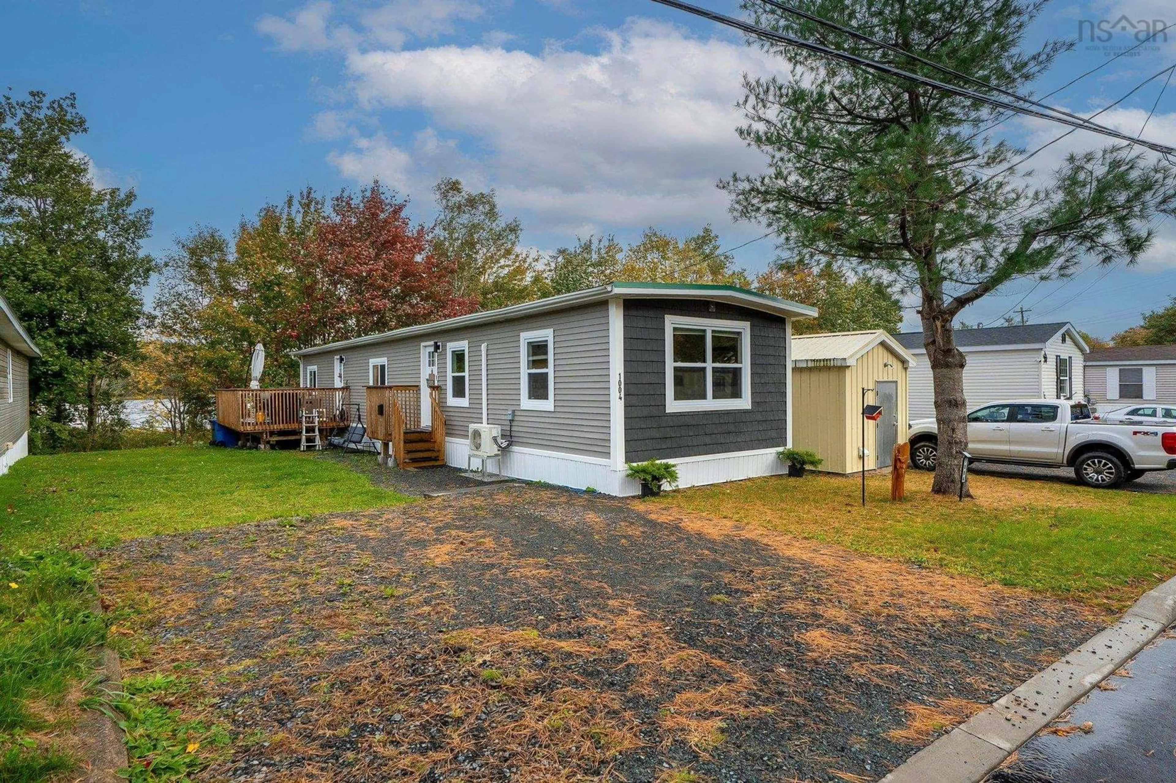 A pic from exterior of the house or condo, cottage for 1004 Bustin Ave, Beaver Bank Nova Scotia B4E 1K9