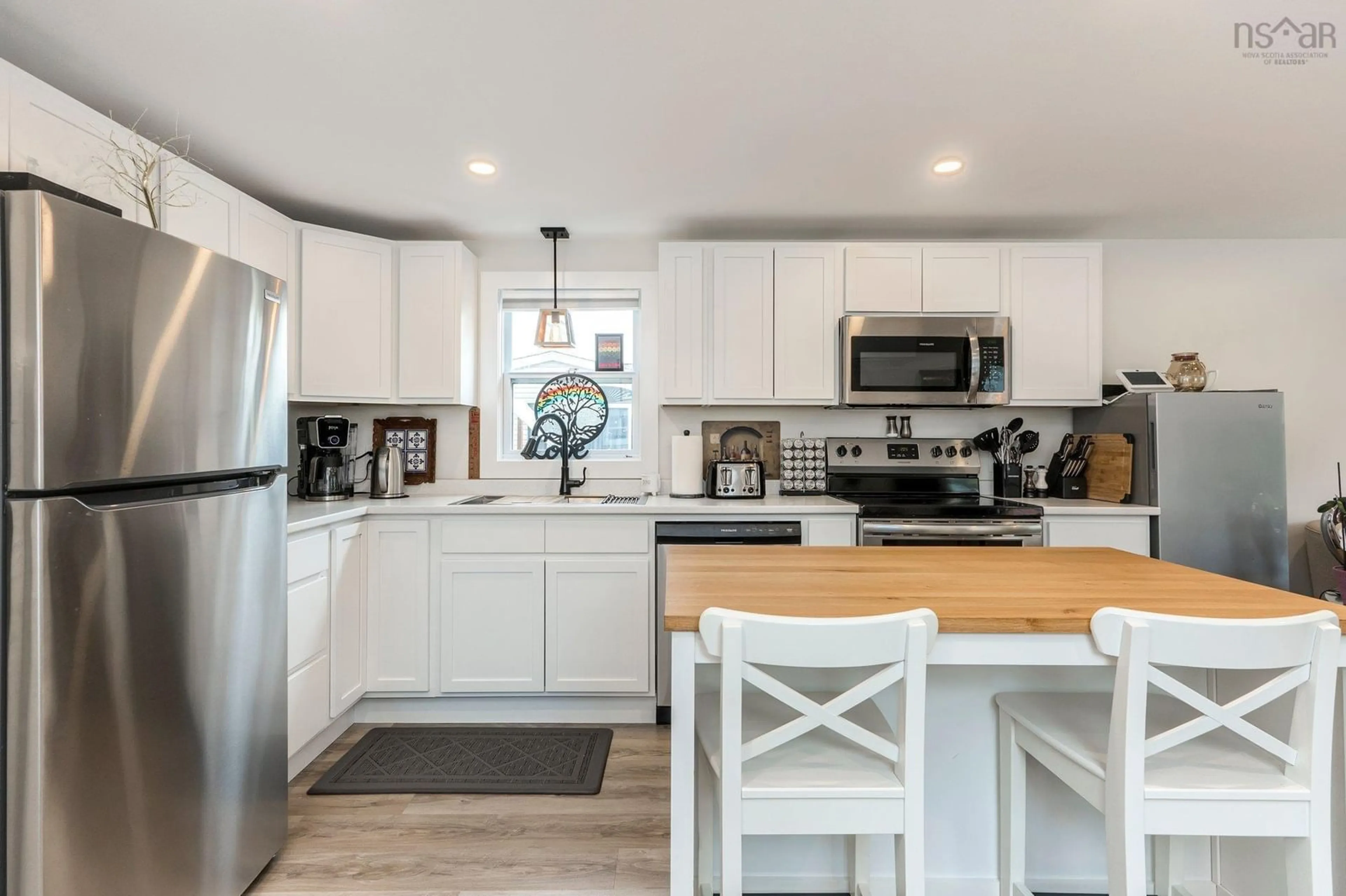 Open concept kitchen for 1004 Bustin Ave, Beaver Bank Nova Scotia B4E 1K9