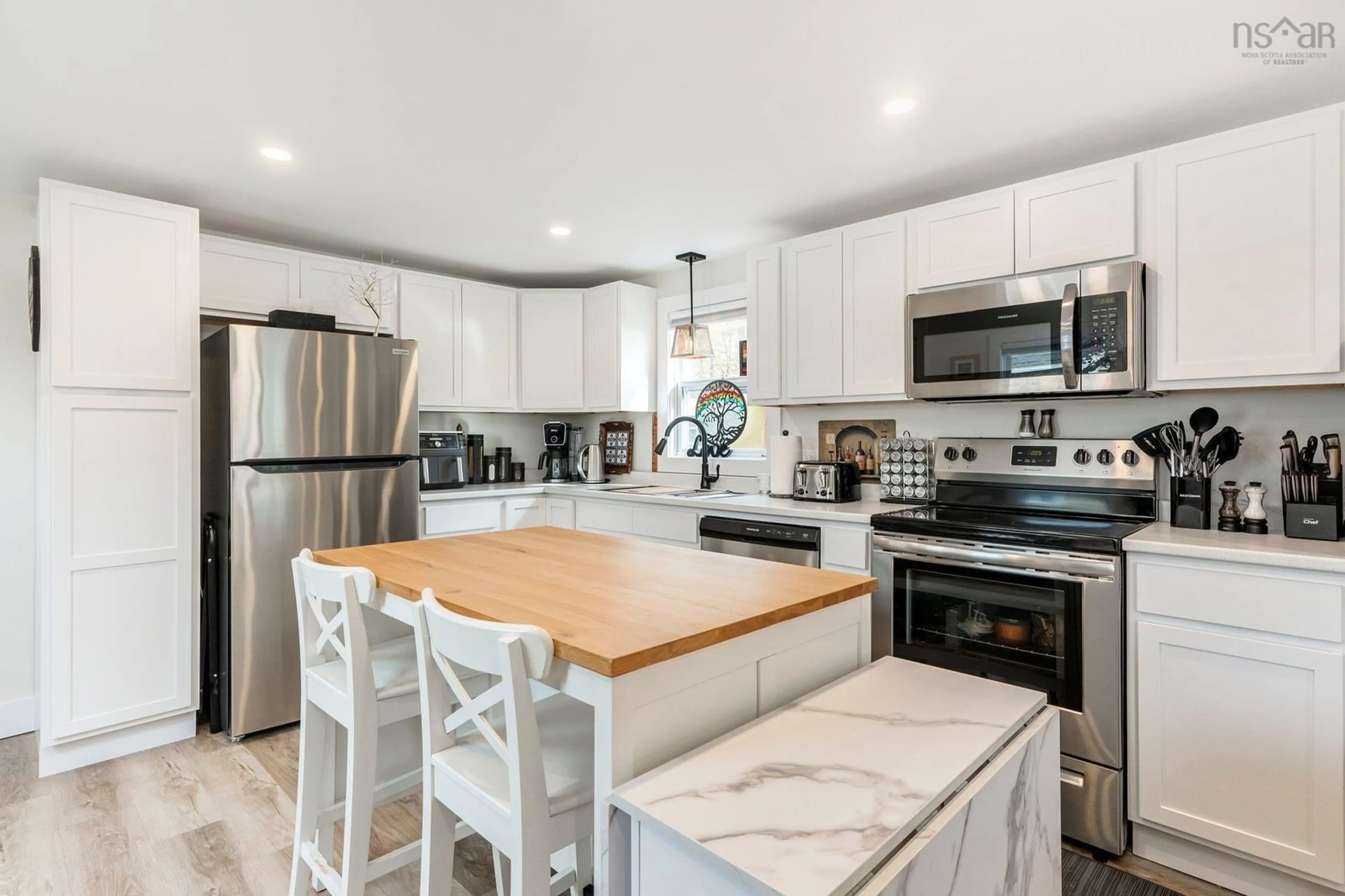 Open concept kitchen for 1004 Bustin Ave, Beaver Bank Nova Scotia B4E 1K9