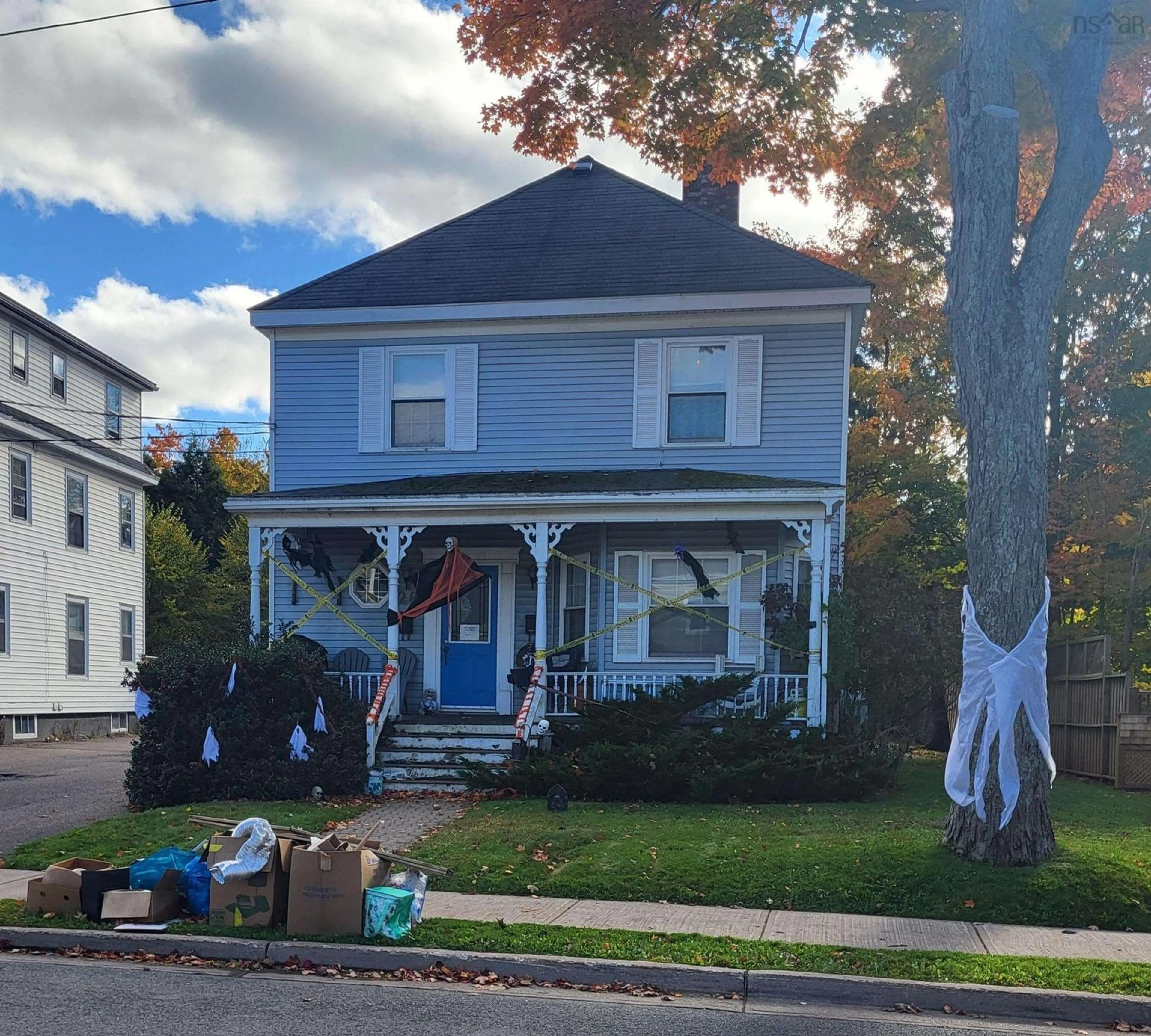 Frontside or backside of a home, the street view for 28 Victoria St, Truro Nova Scotia B2N 1Y6