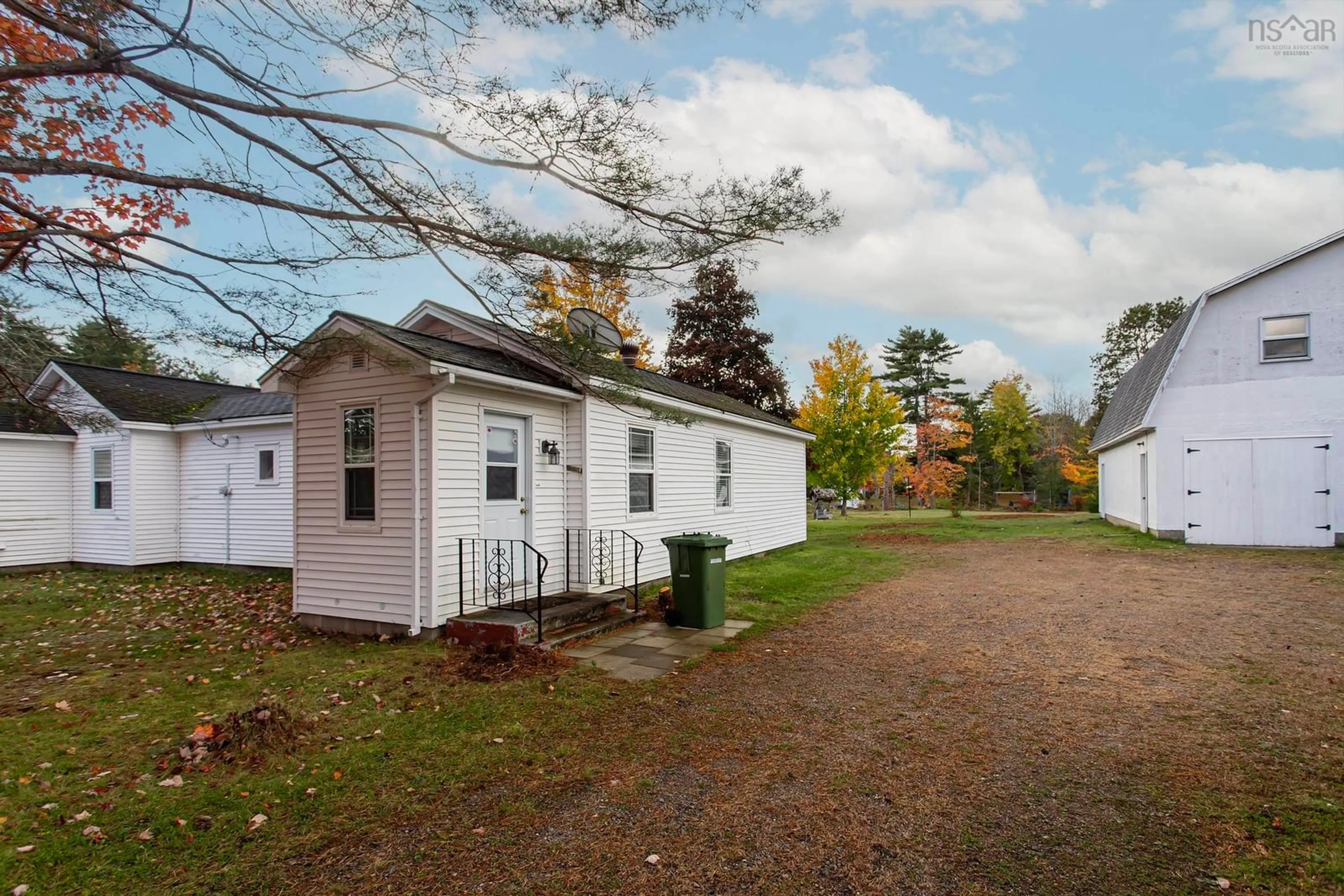 A pic from exterior of the house or condo, cottage for 1105-1107 Neily Cres, Greenwood Nova Scotia B0P 1R0