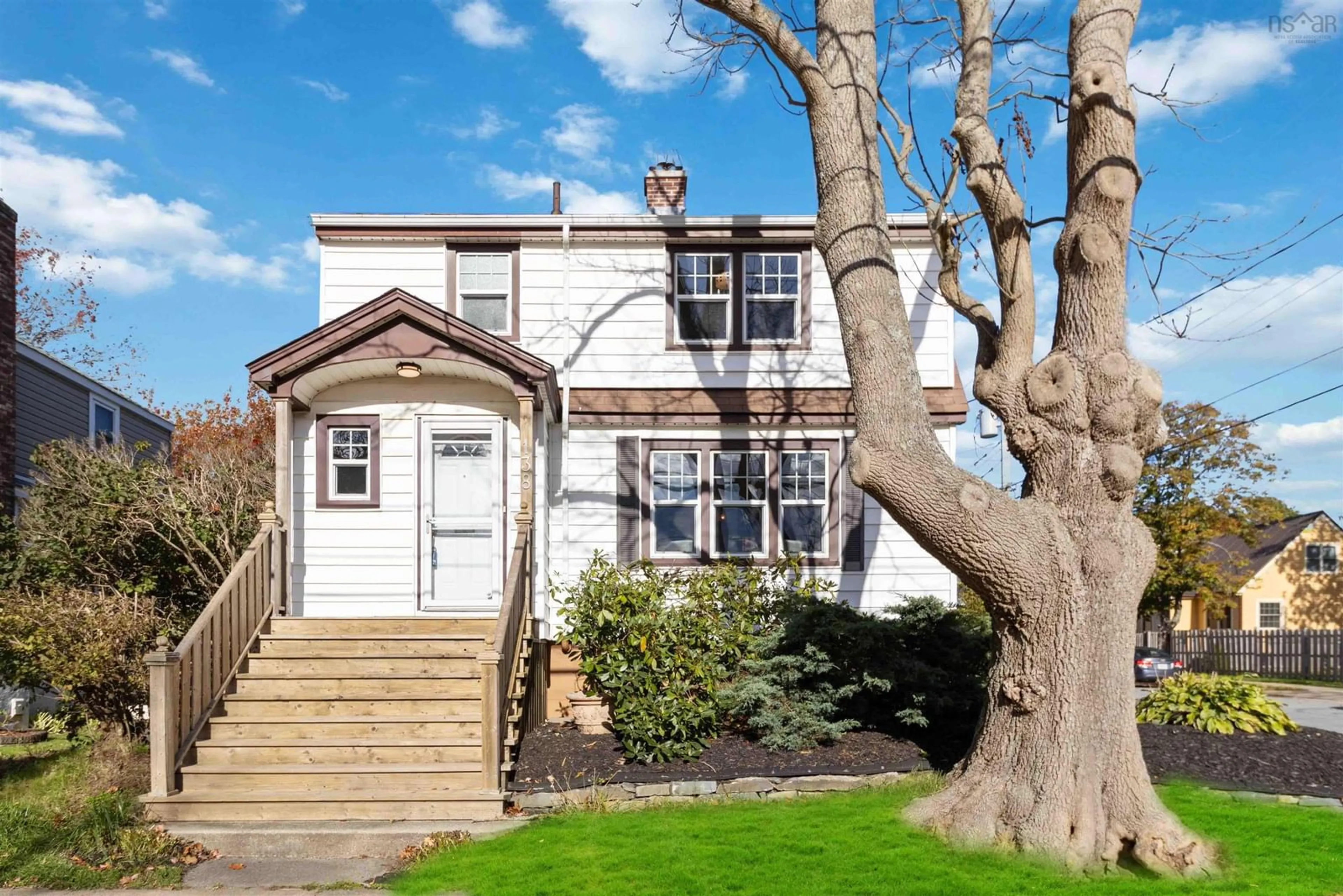 Frontside or backside of a home, cottage for 138 Victoria Rd, Dartmouth Nova Scotia B3A 1V7