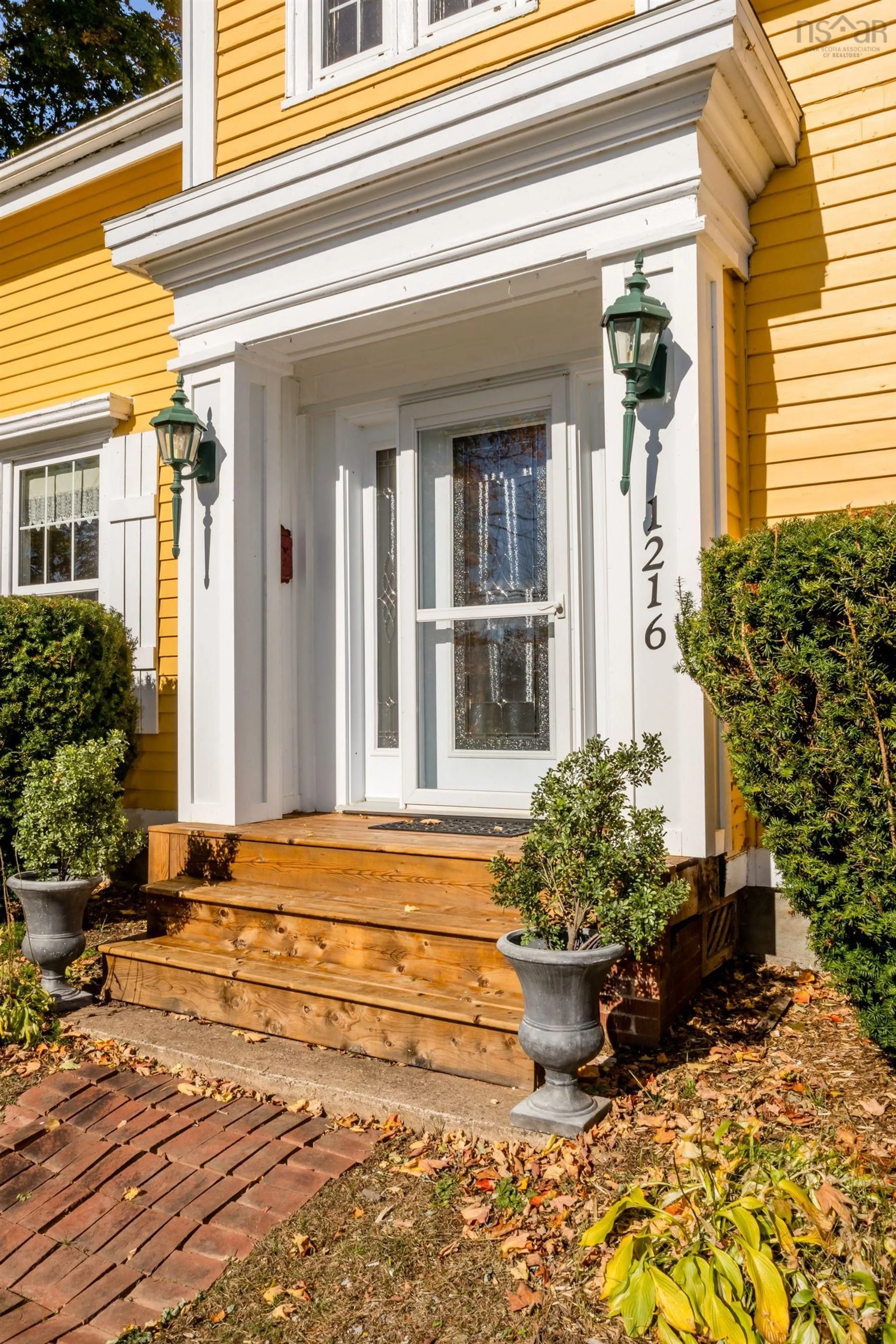 Indoor entryway for 1216 Woodville Rd, Lakeville Nova Scotia B4N 3V7