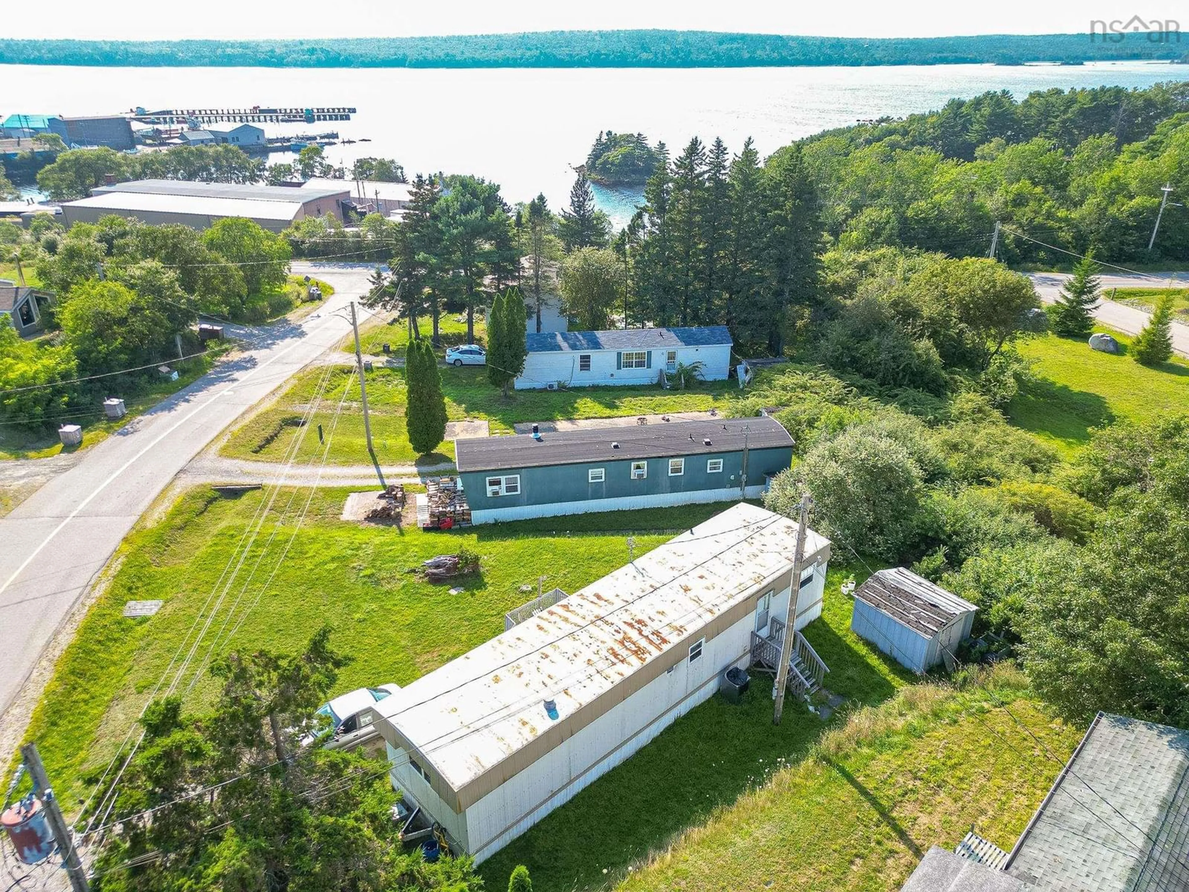 A pic from exterior of the house or condo, cottage for 17 Commission St, Shelburne Nova Scotia B0T 1W0