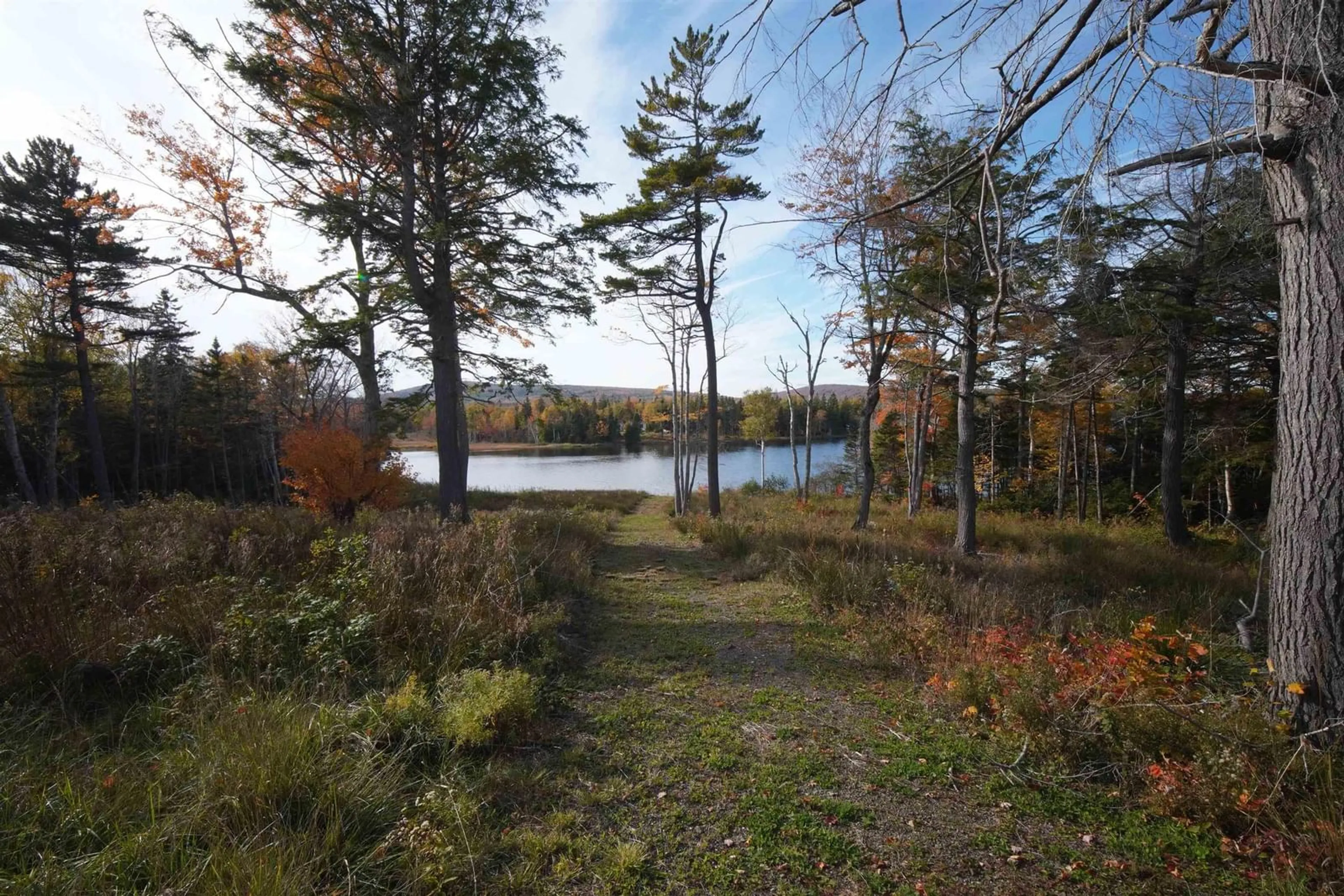 Patio, lake for 120 Rodney Dr, Militia Point Nova Scotia B0E 2Y0