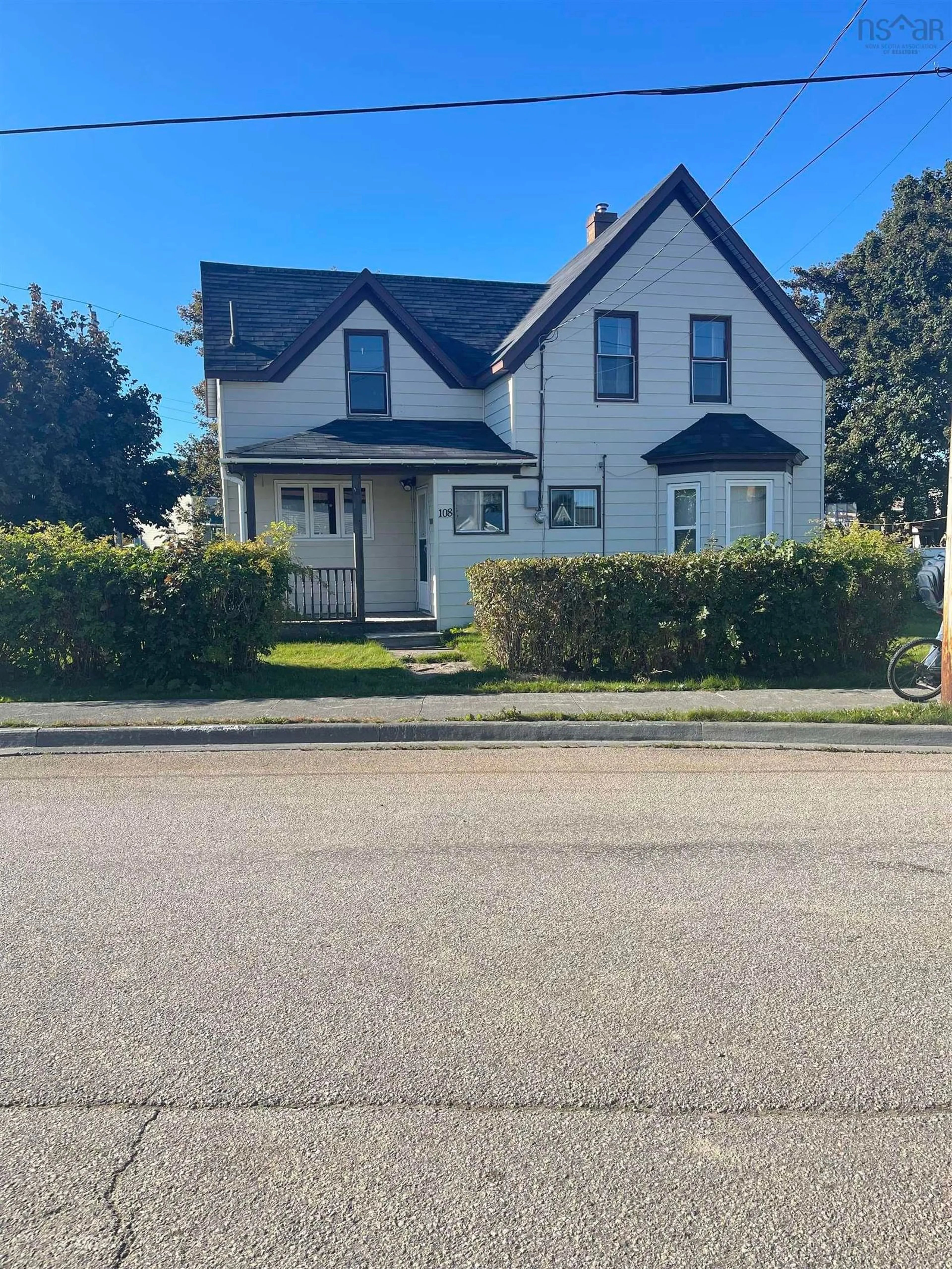 Frontside or backside of a home, the street view for 108 King St, Sydney Mines Nova Scotia B1V 1L8