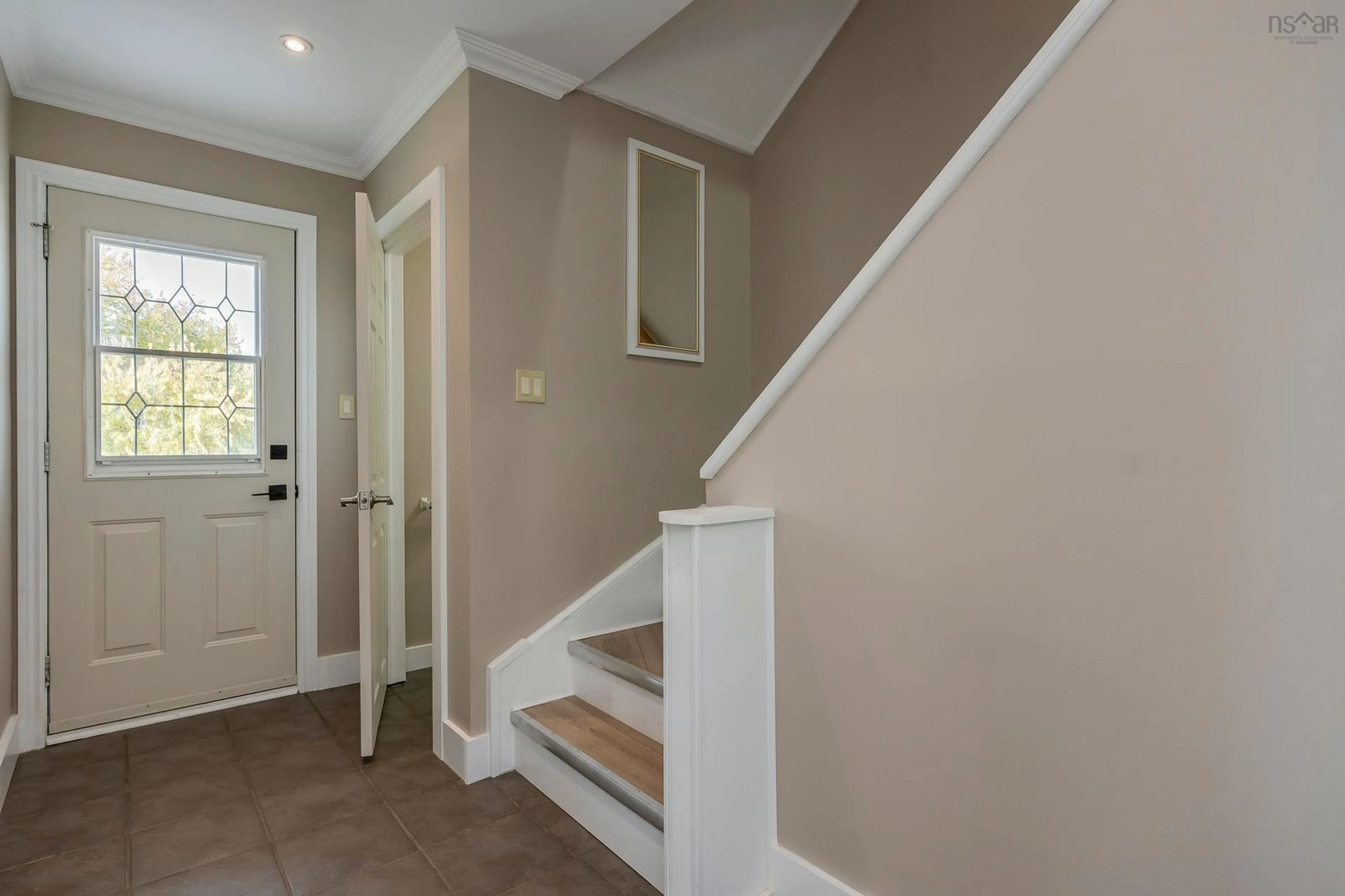 Stairs for 58 Hillside Dr, Cornwallis Park Nova Scotia B0S 1H0