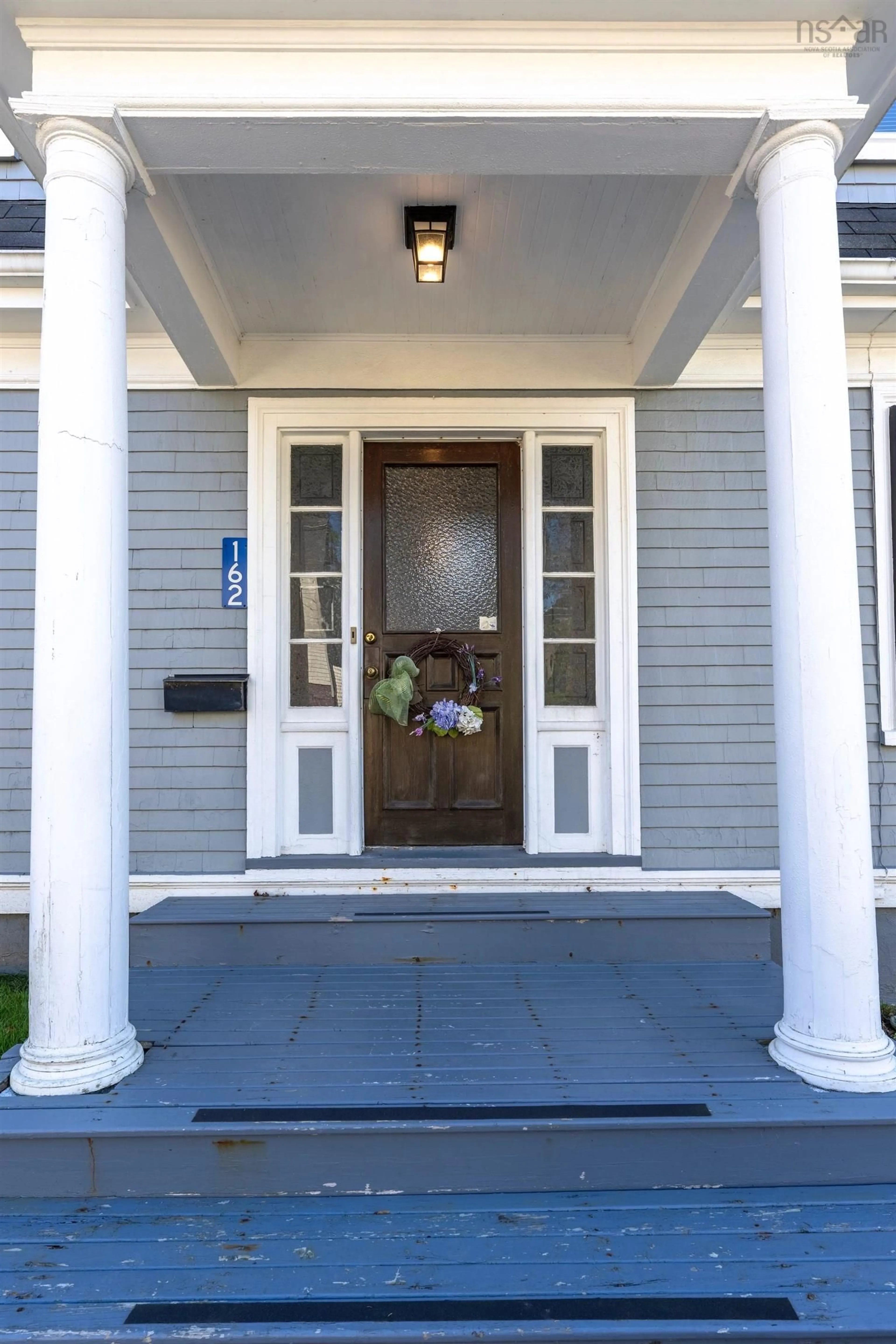 Indoor entryway, wood floors for 162 Pelham St, Lunenburg Nova Scotia B0J 2C0