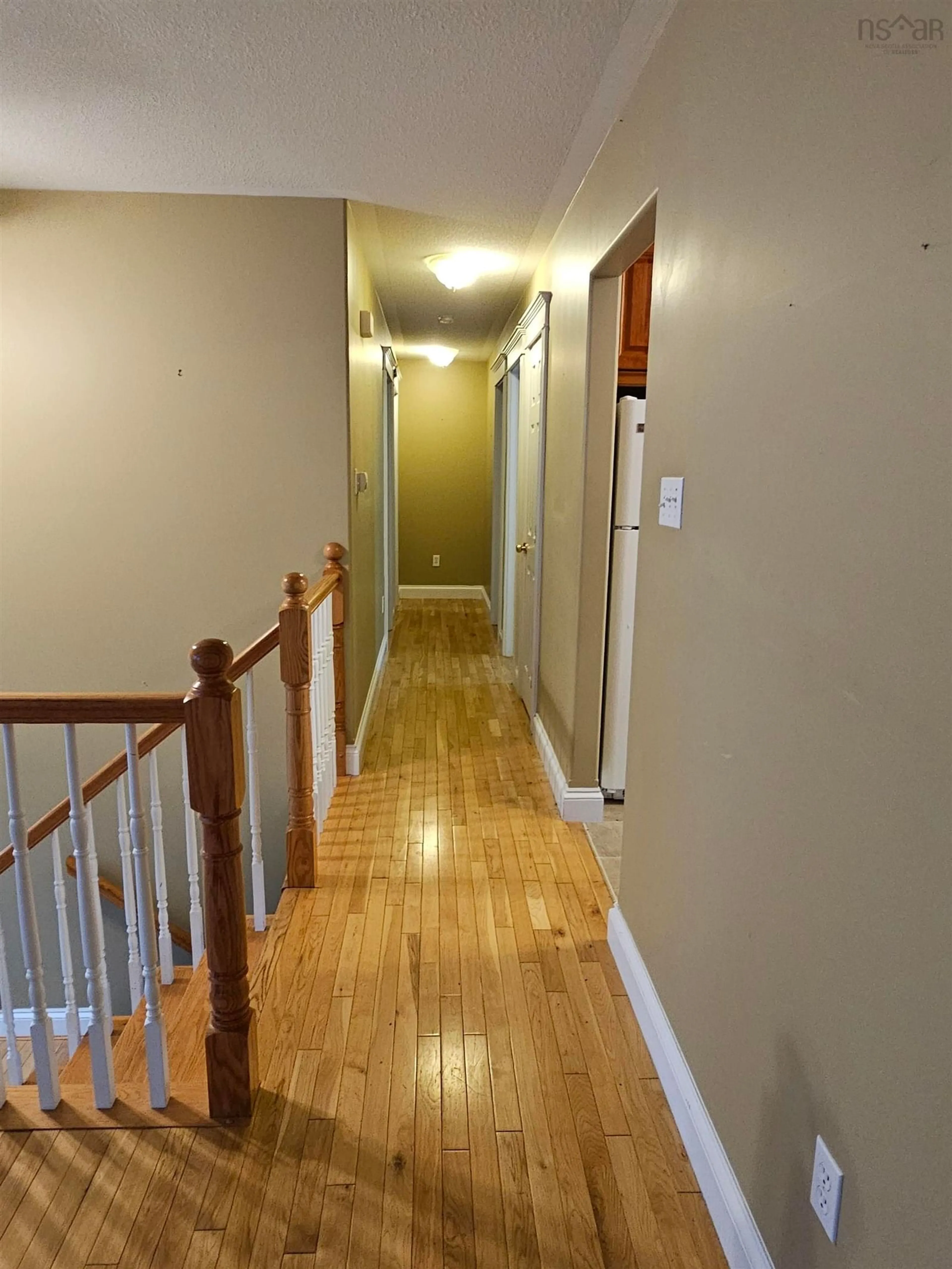 Indoor foyer, wood floors for 1878 Acadia Dr, Kingston Nova Scotia B0P 1R0