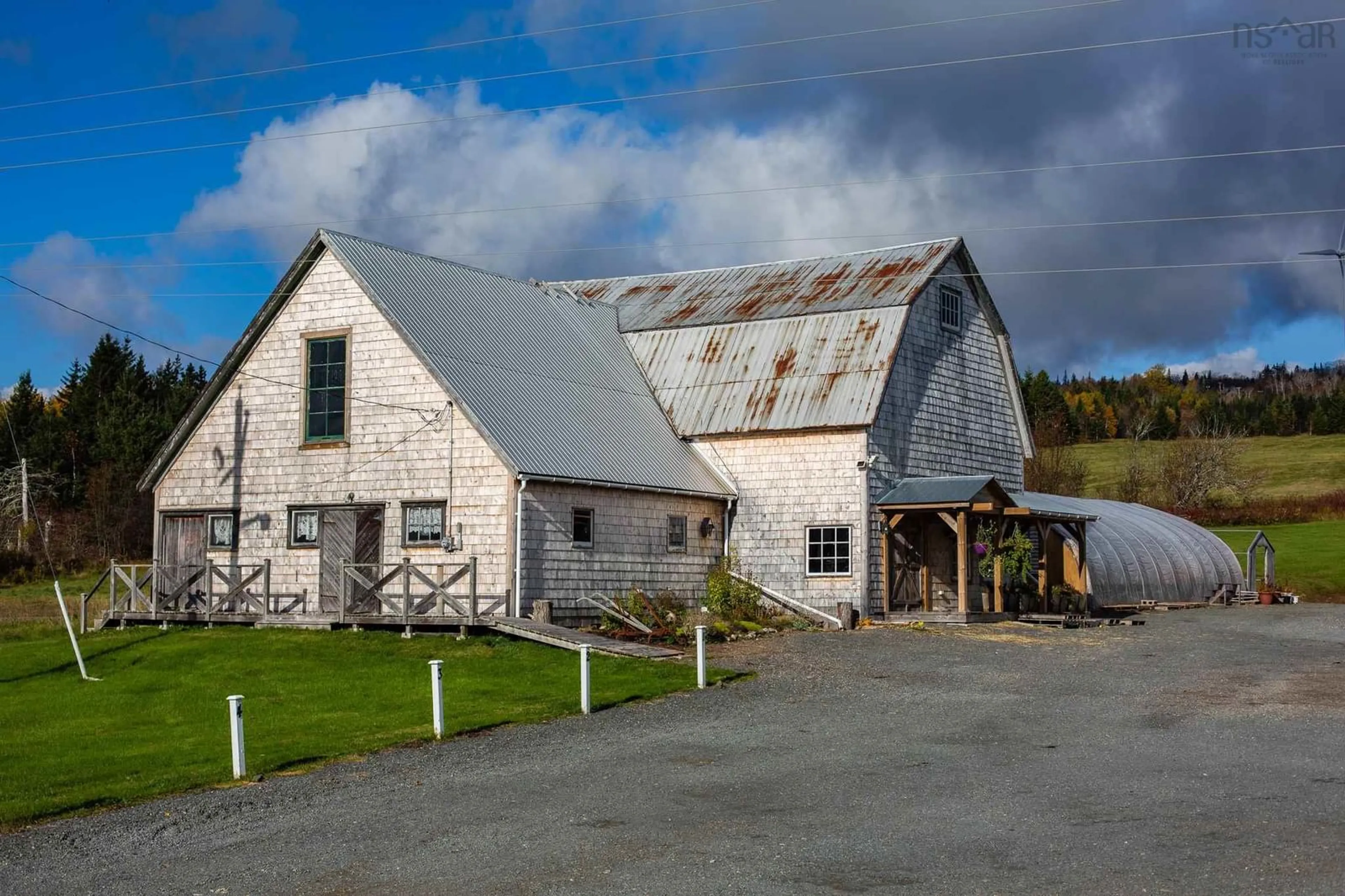 Shed for 1817 Highway 205, Baddeck Bay Nova Scotia B0E 1B0