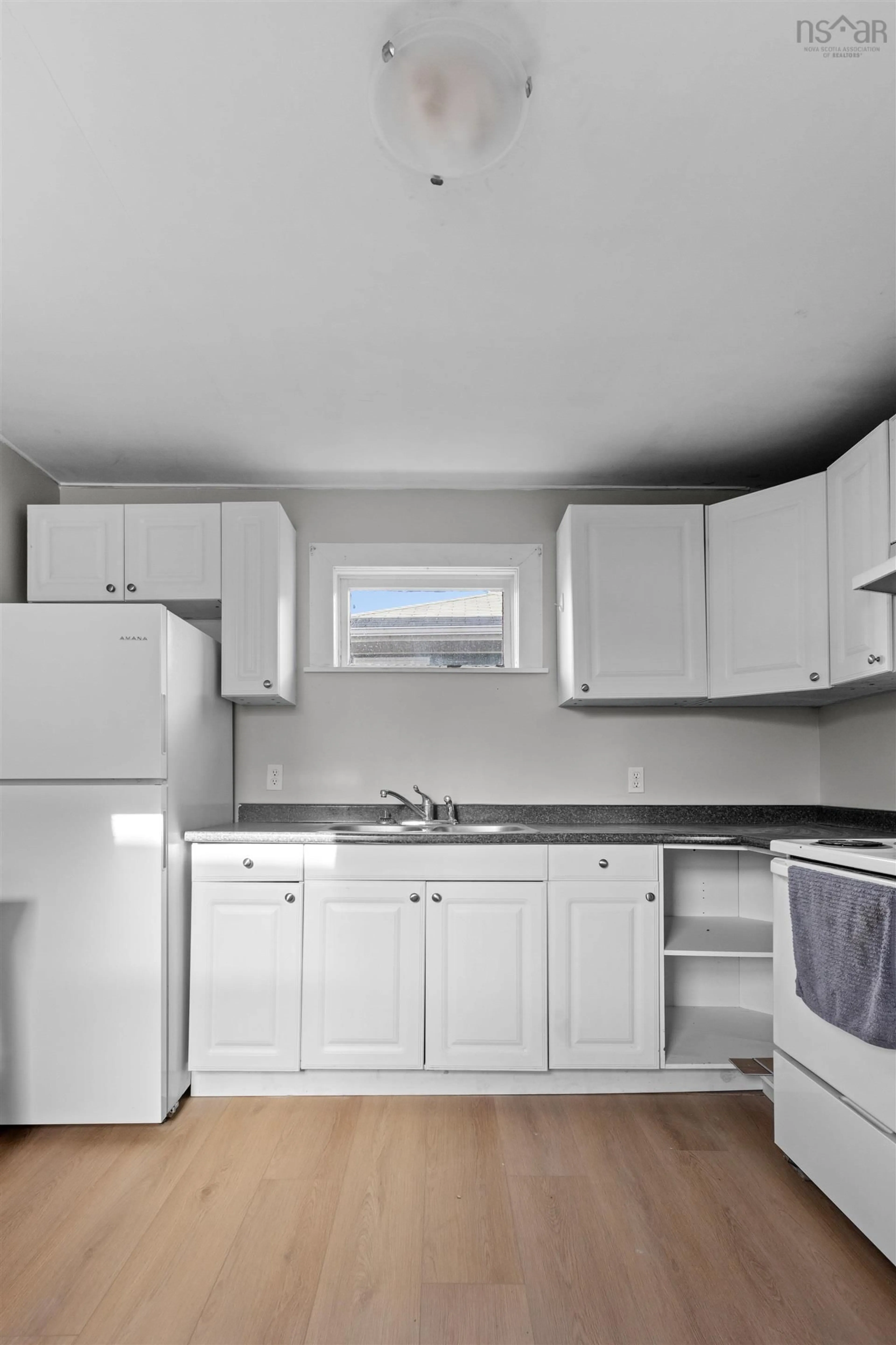 Standard kitchen, cottage for 136 Victoria St, Glace Bay Nova Scotia B1A 1Z8