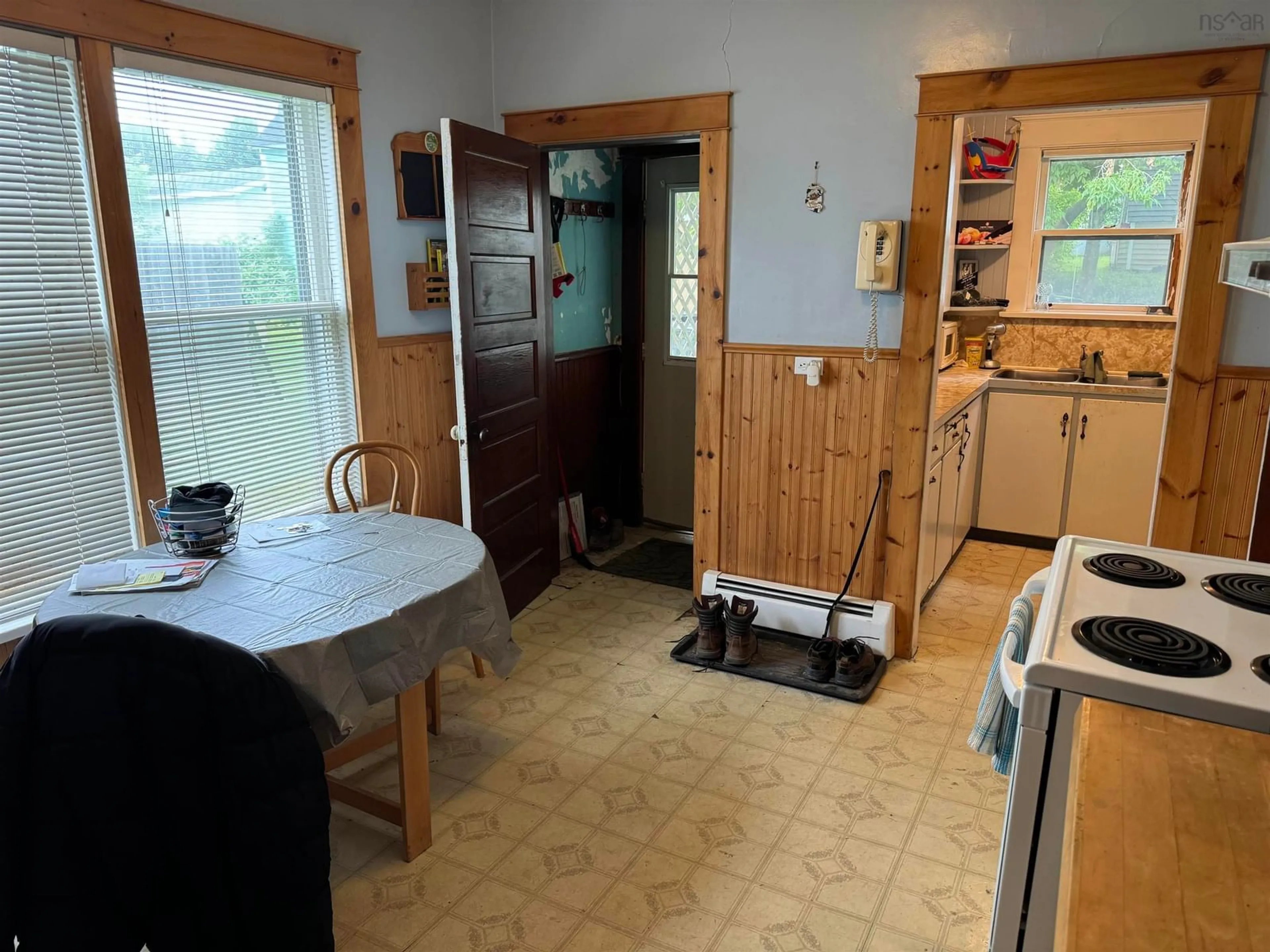 Standard kitchen, unknown floor, cottage for 492 Pleasant St, New Glasgow Nova Scotia B2H 5E2