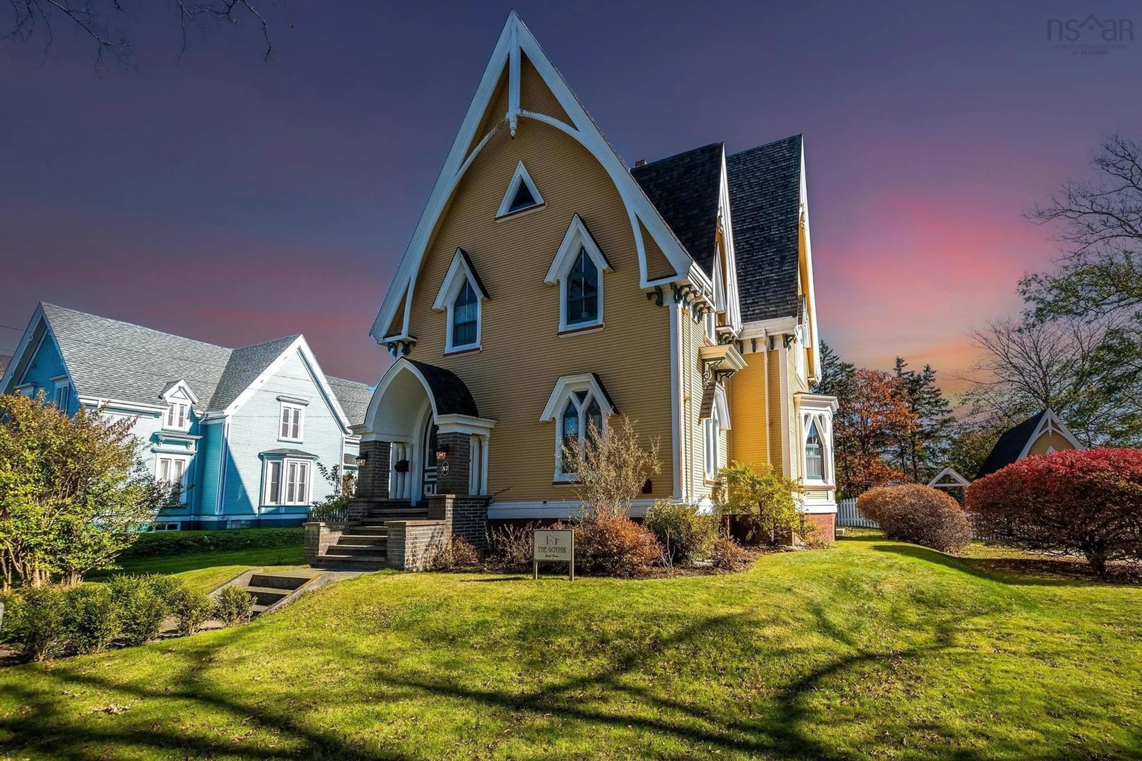 Frontside or backside of a home, cottage for 57 William St, Yarmouth Nova Scotia B5A 1Y4