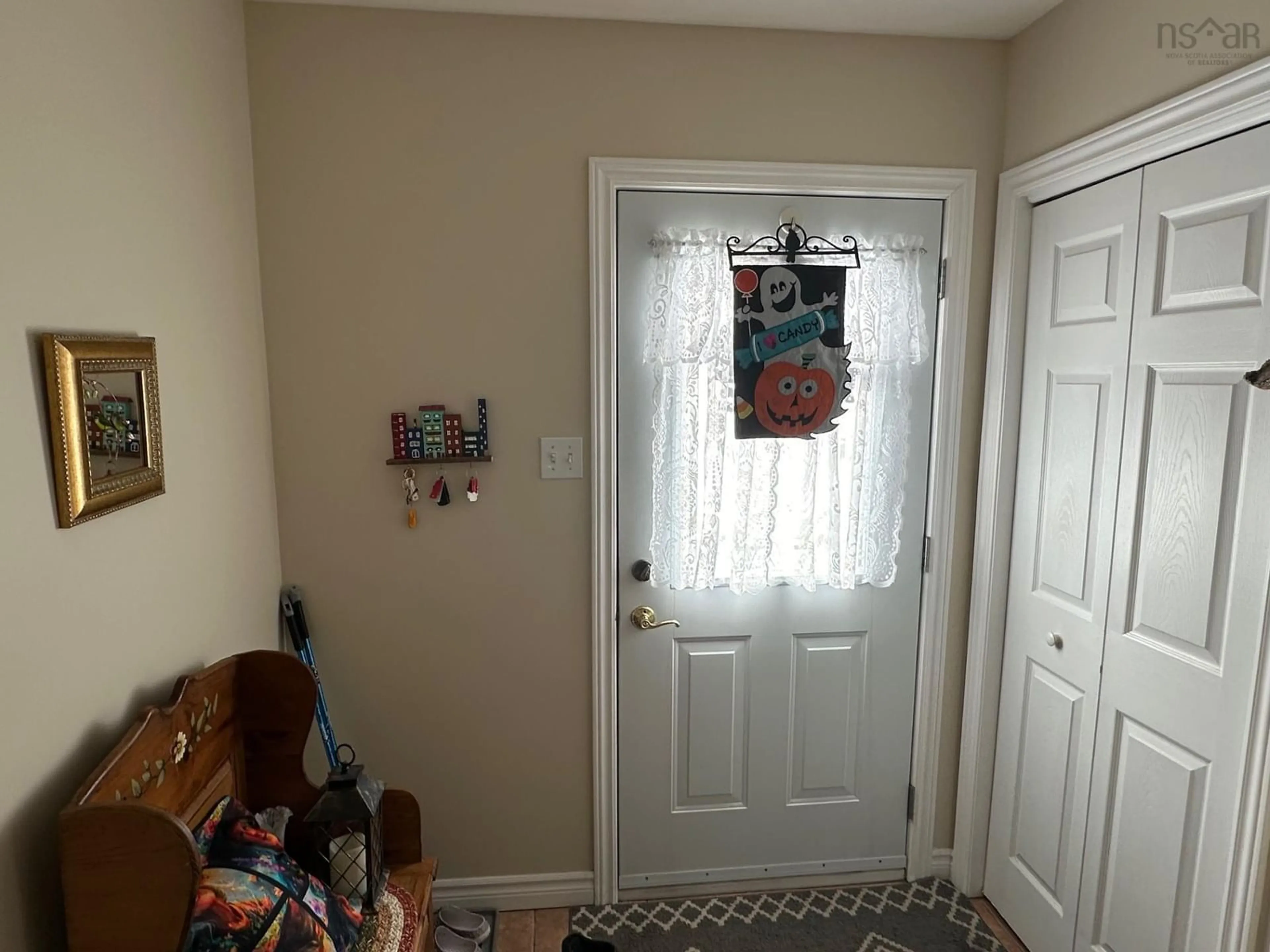 Indoor entryway, unknown floor for 400 Elm St, New Glasgow Nova Scotia B2H 1Z1