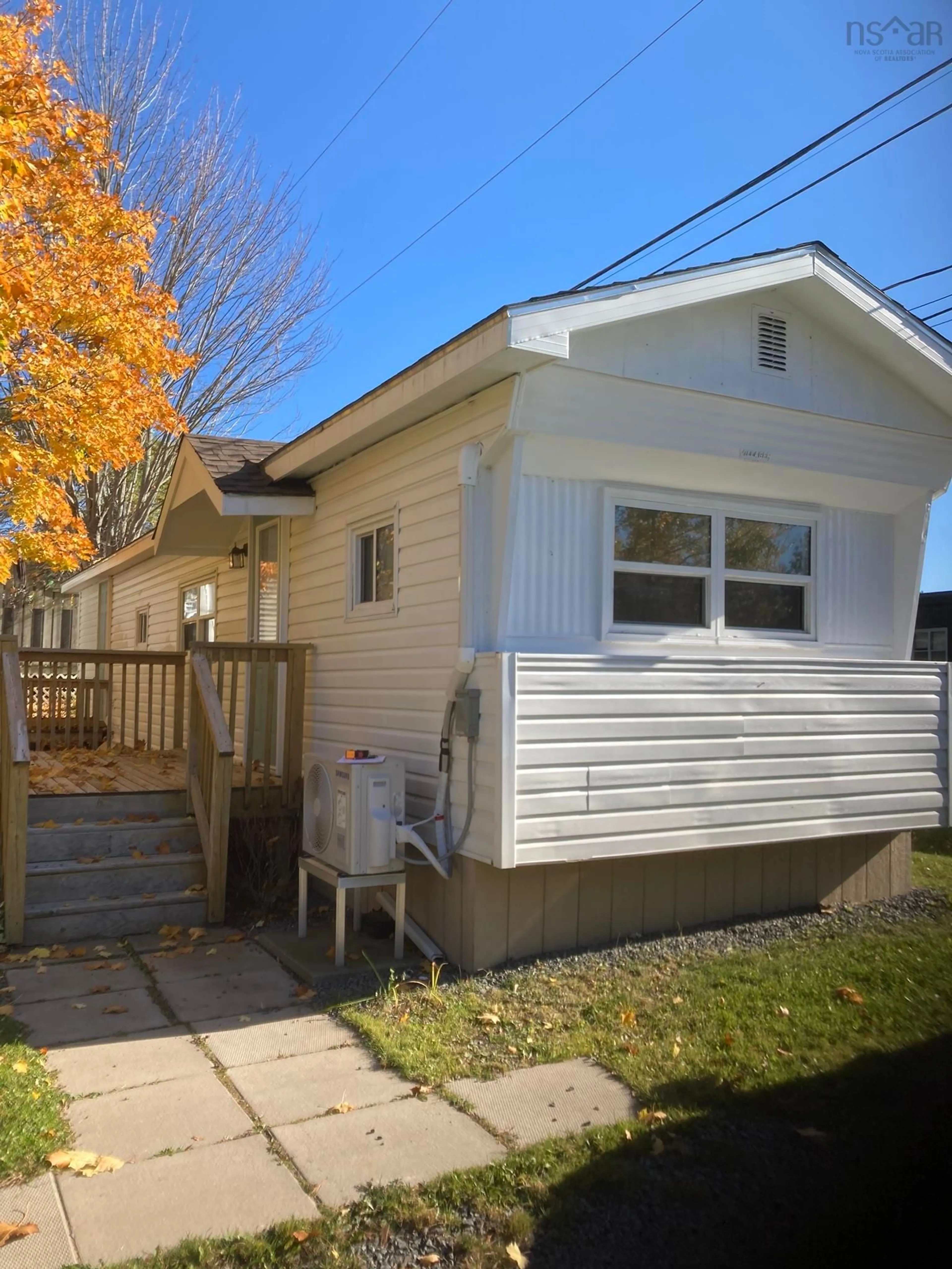 A pic from exterior of the house or condo, cottage for 21 School St, Falmouth Nova Scotia B0P 1P0