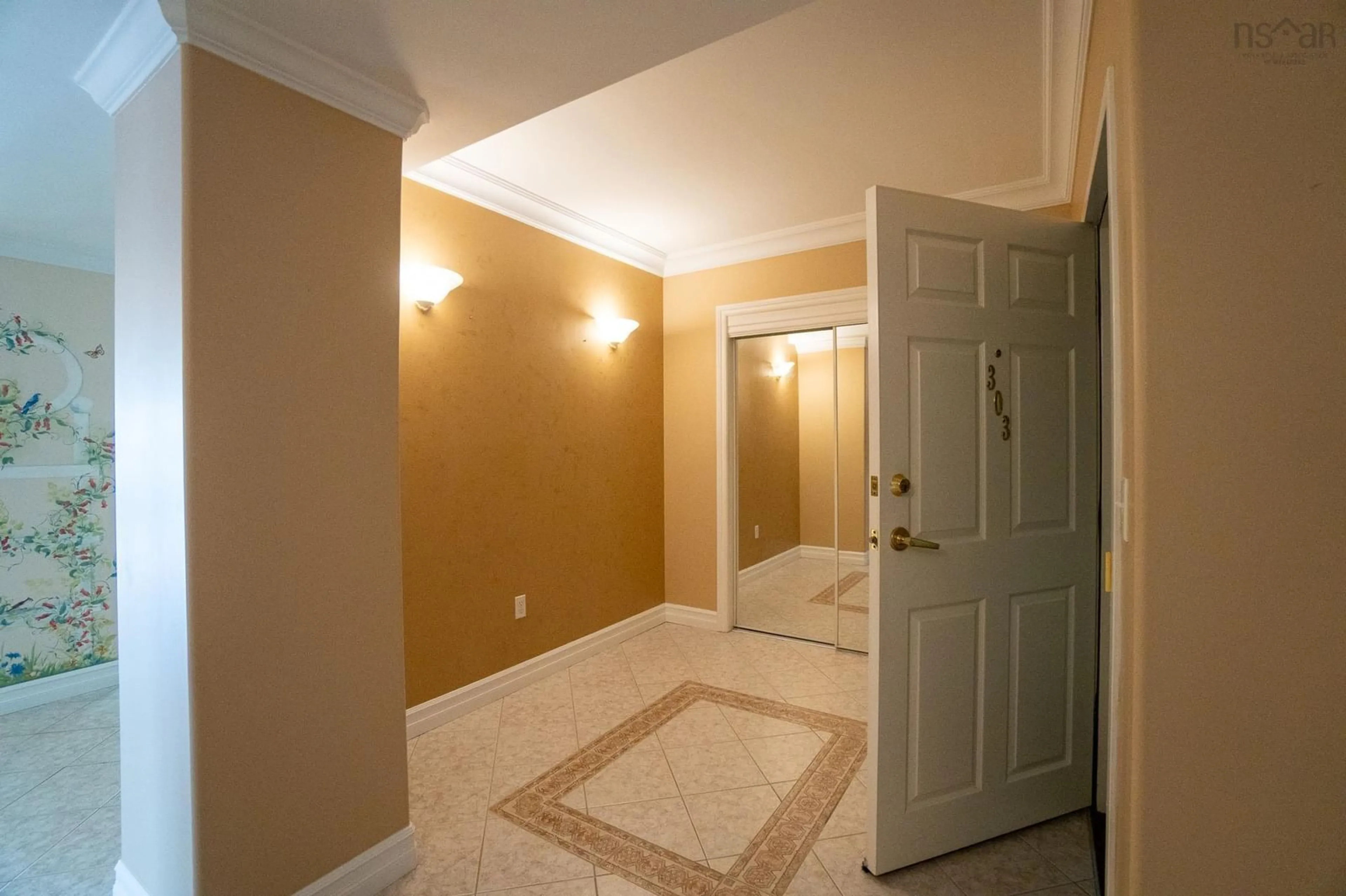 Indoor entryway, carpet floors for 99 Waterfront Dr #303, Bedford Nova Scotia B4A 4K5