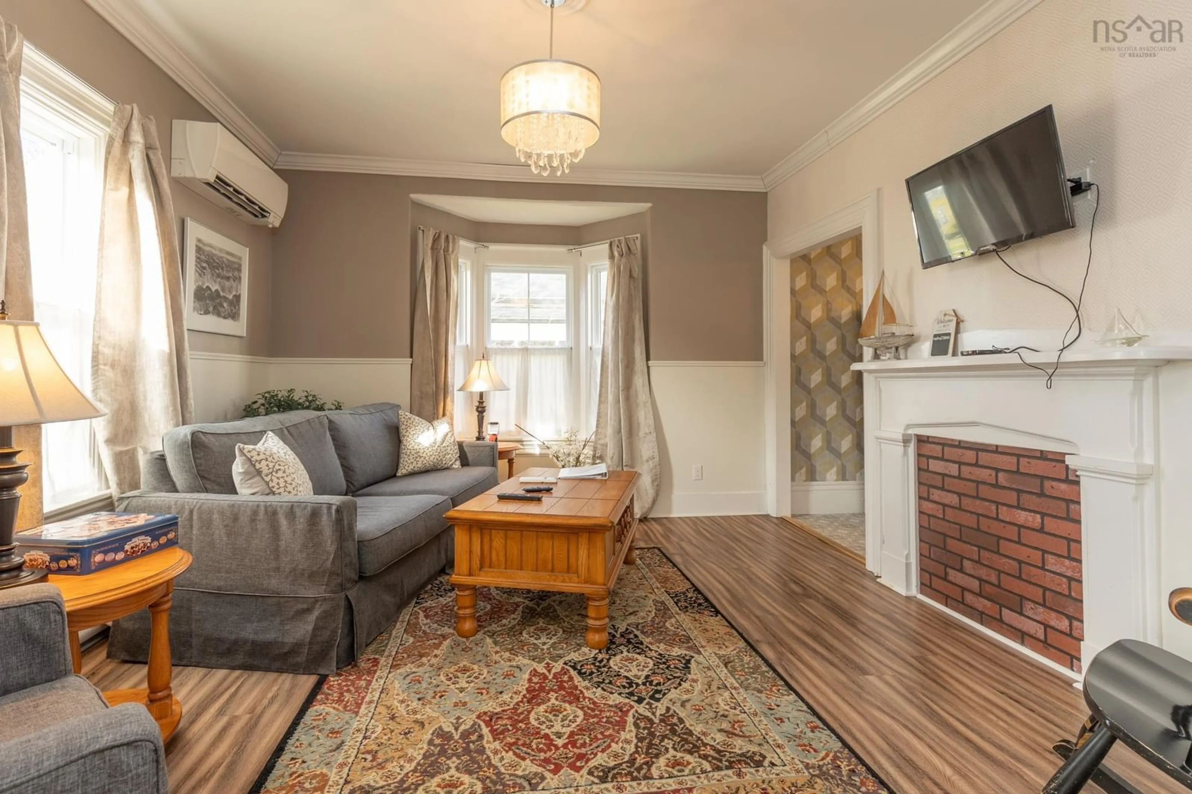 Living room, wood floors for 24 Albert St, Yarmouth Nova Scotia B5A 3M9