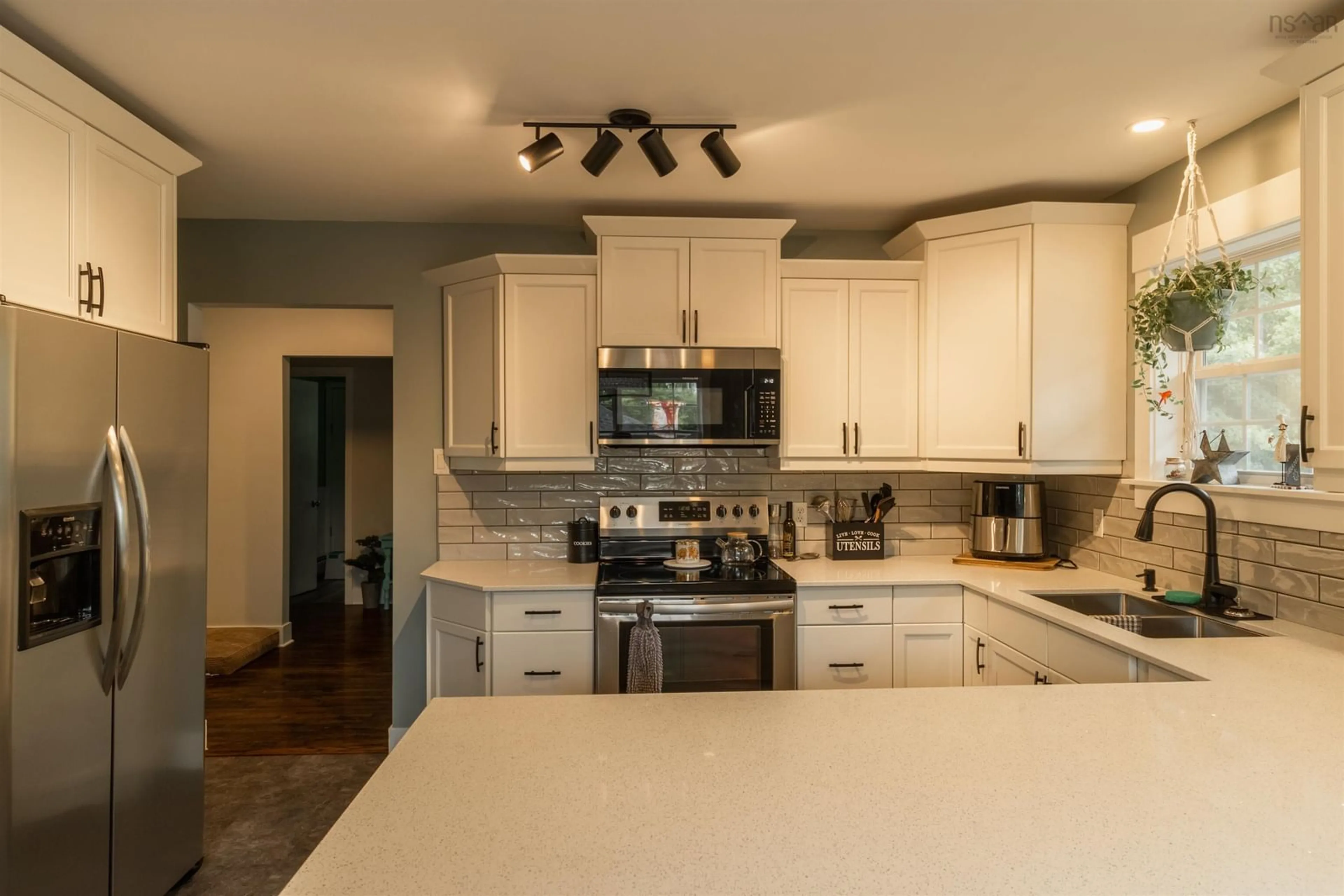 Open concept kitchen for 36 Rockwell Dr, Mount Uniacke Nova Scotia B0N 1Z0