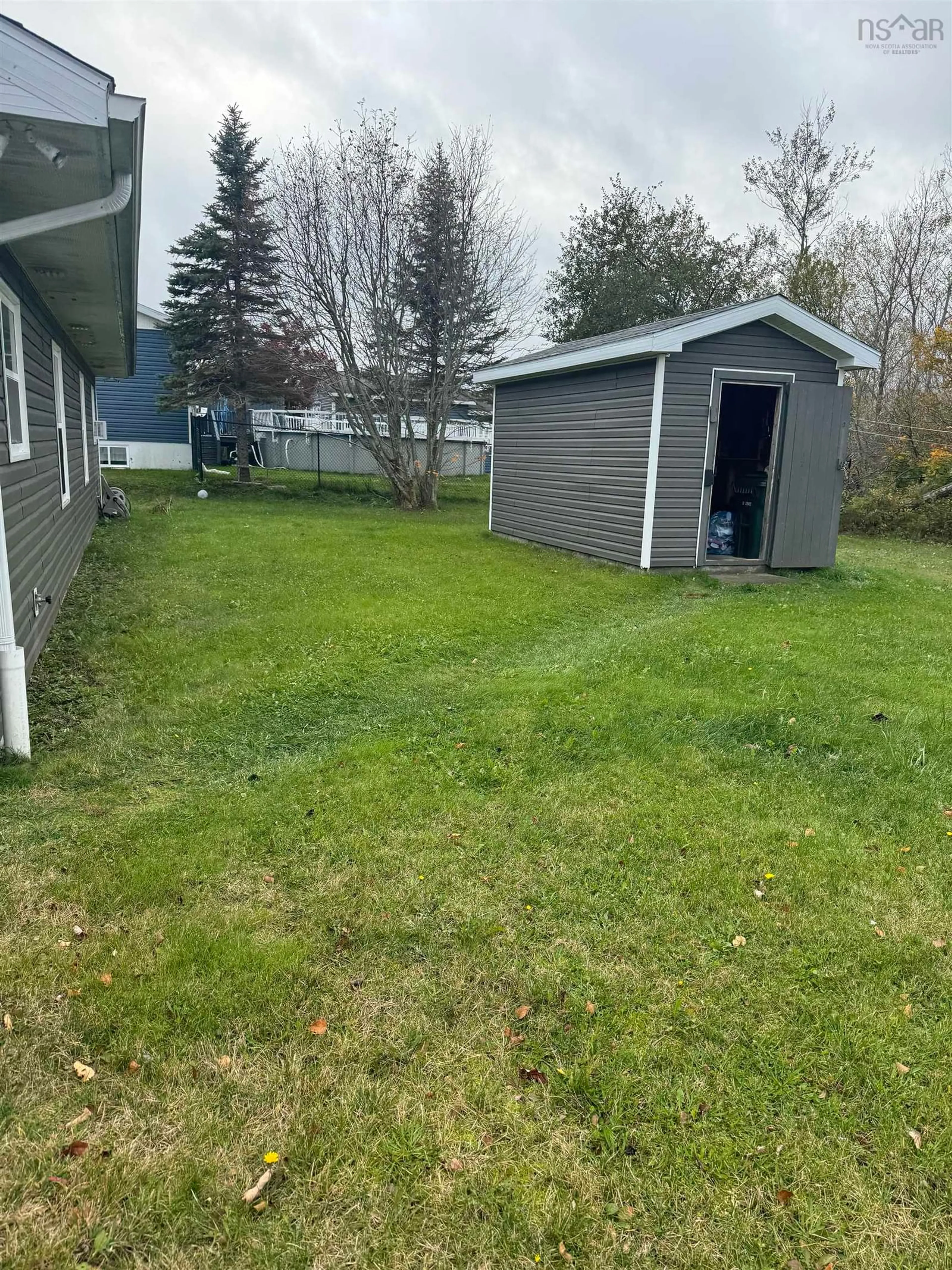 Shed for 246 Mitchell Ave, Dominion Nova Scotia B1G 1N4