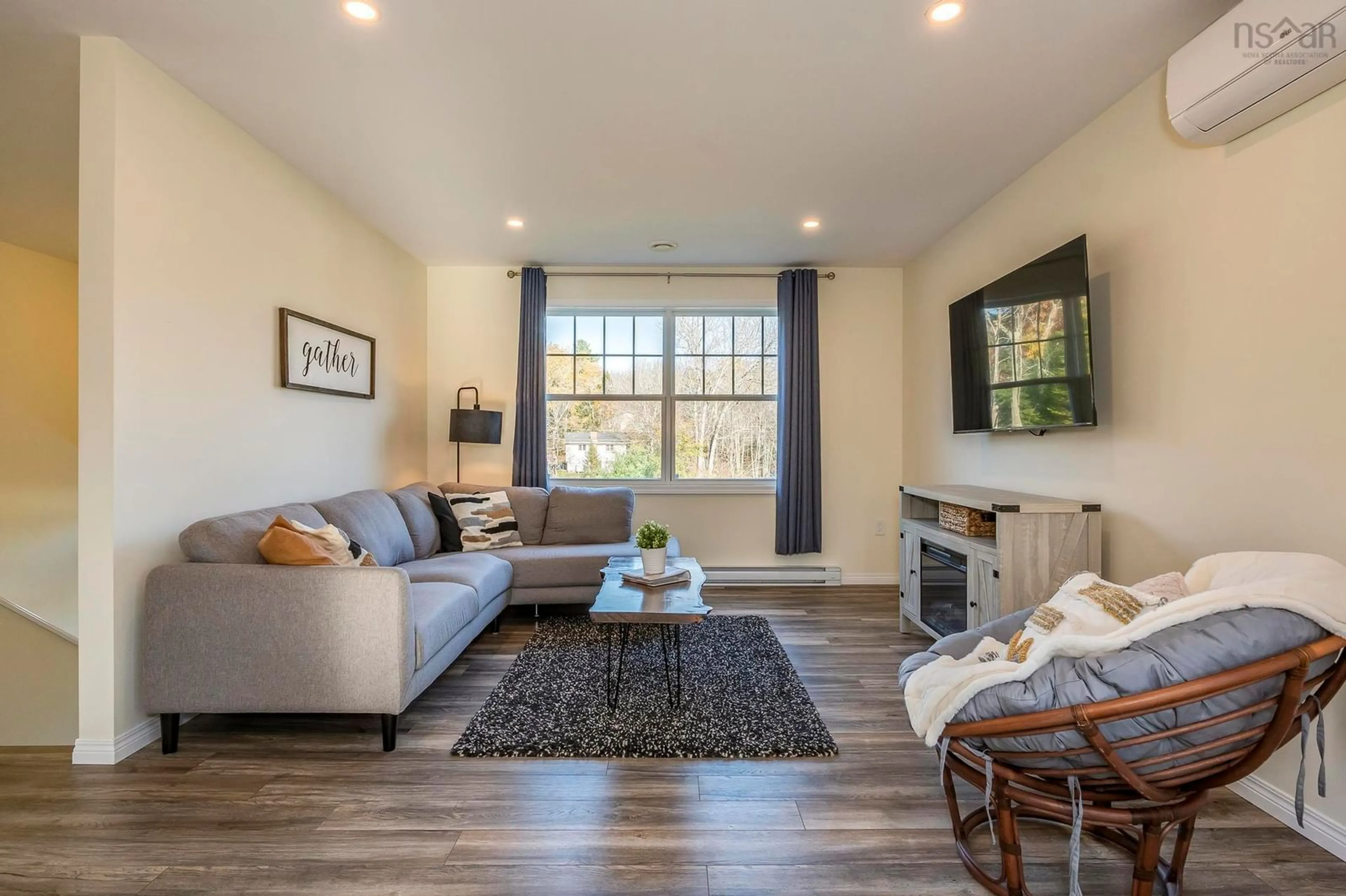 Living room, wood floors for 10 Lakeland St, Beaver Bank Nova Scotia B4G 1A5