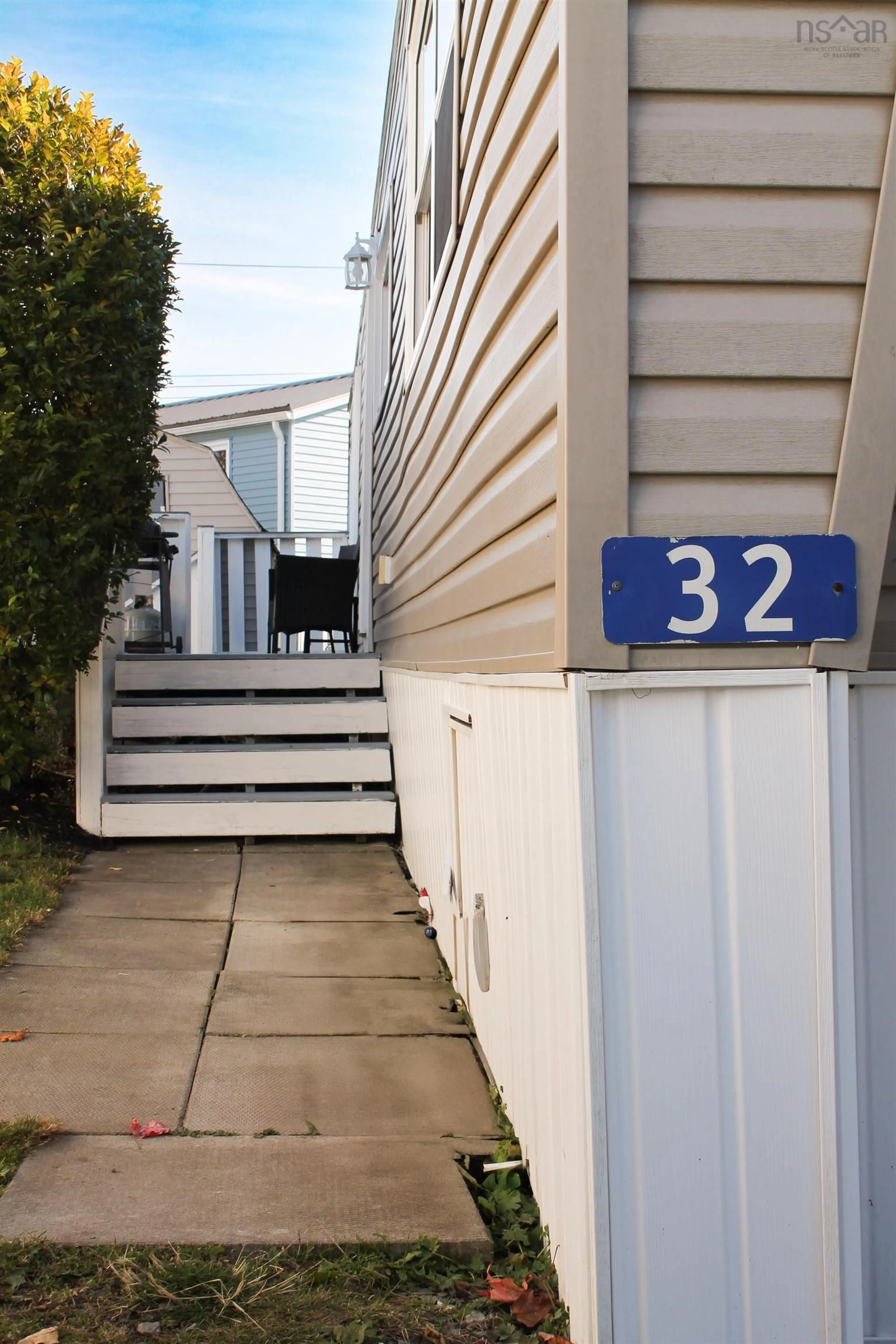 A pic from exterior of the house or condo, the street view for 32 Trentonian Lane, Dartmouth Nova Scotia B2W 0C4