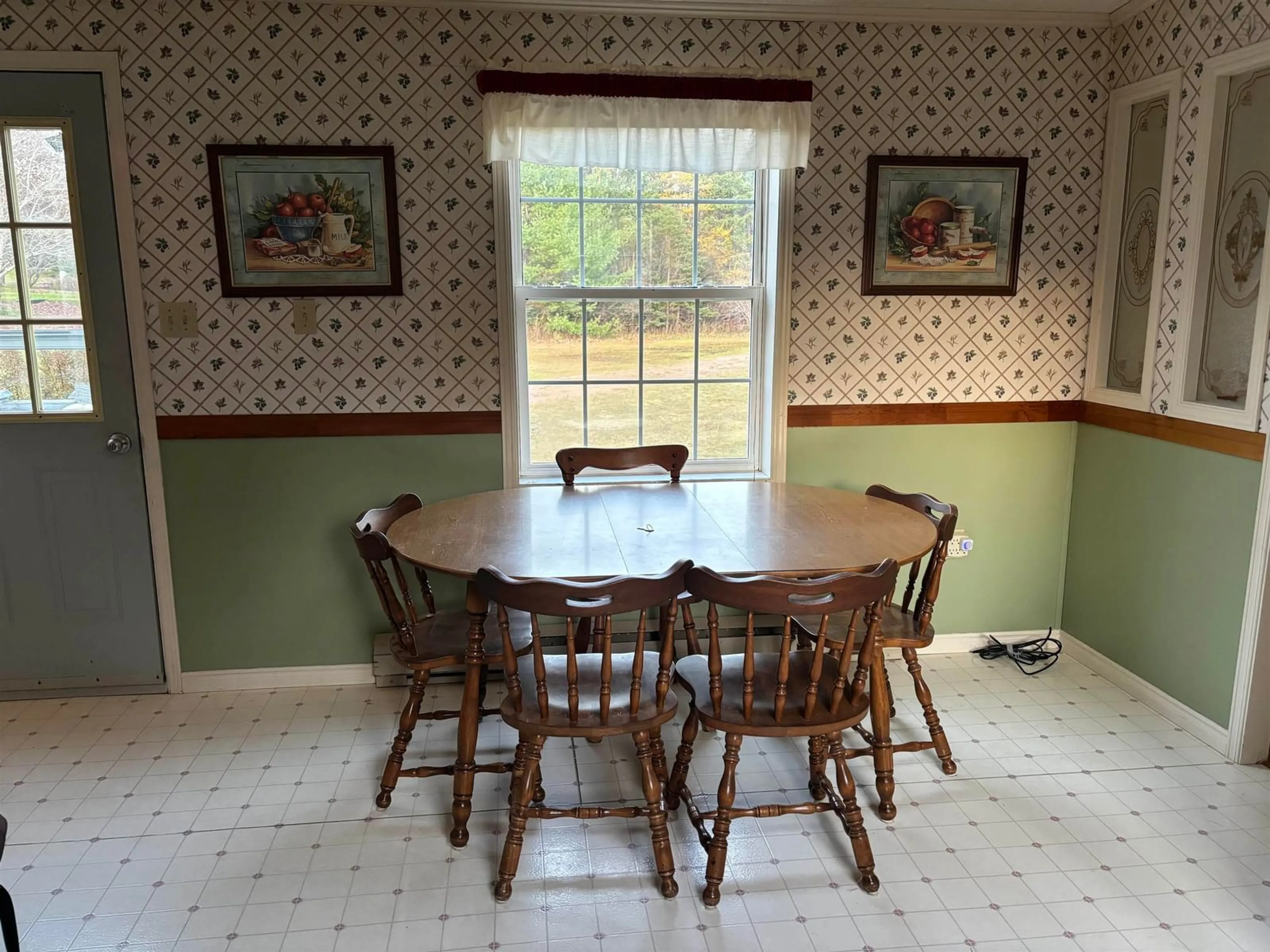 Dining room, wood floors, cottage for 4039/4041 Highway 105, Glendale Nova Scotia B0E 3L0