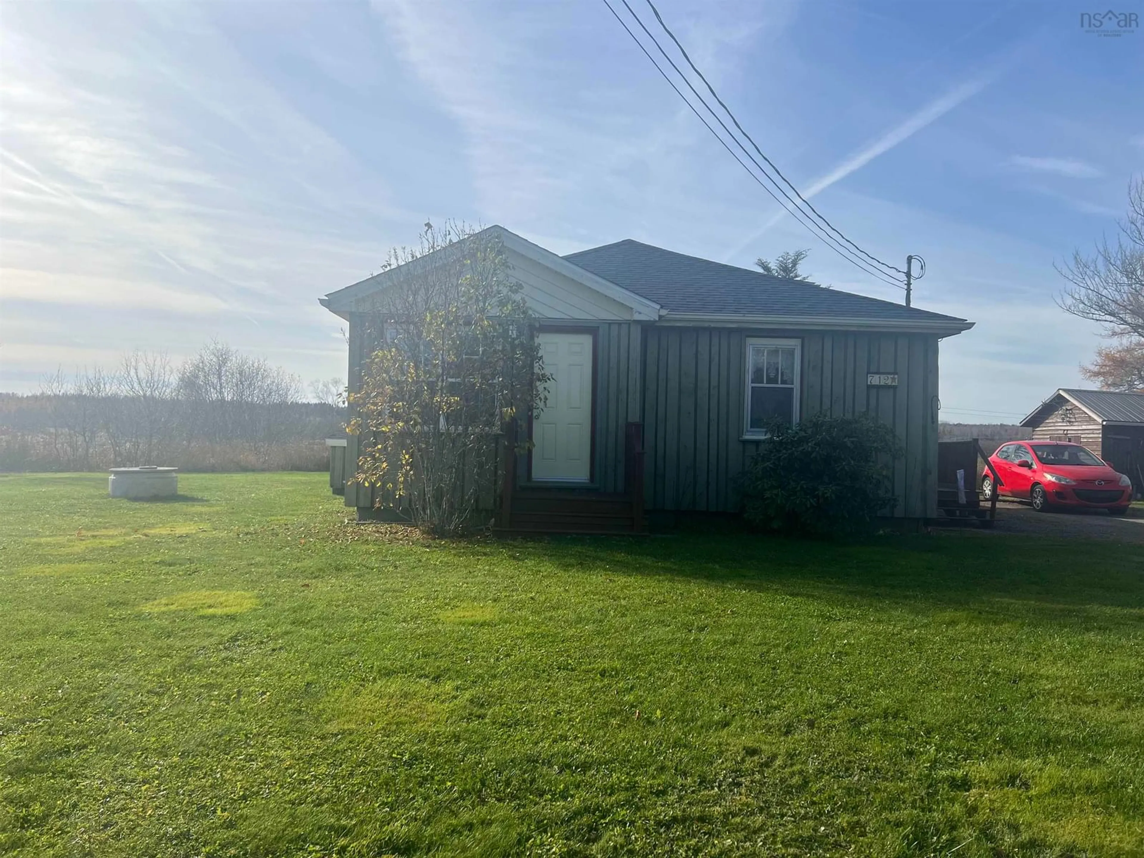 Shed for 712 Highway 2, Brookfield Nova Scotia B0N 1C0