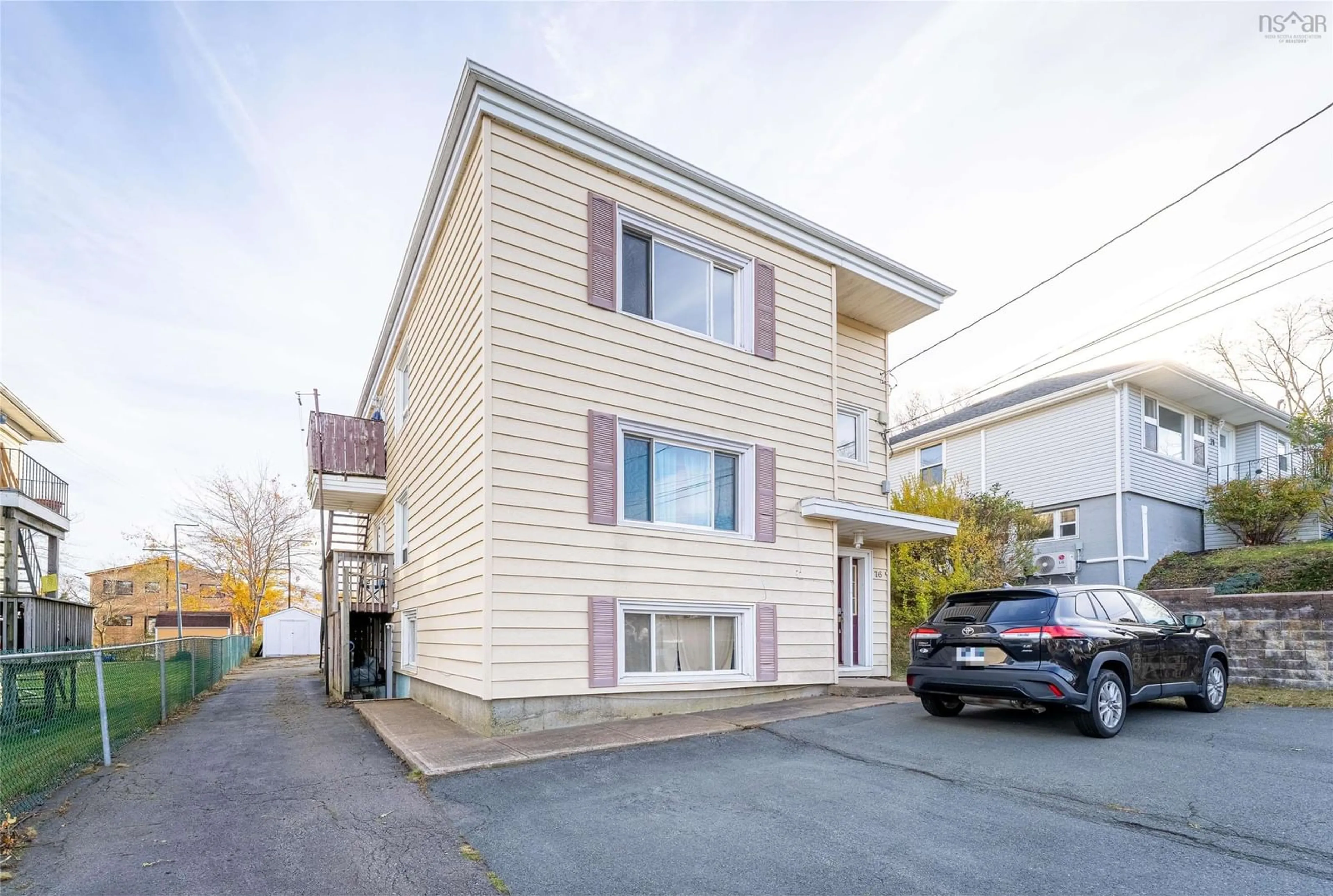 A pic from exterior of the house or condo, the front or back of building for 76 Frederick Ave, Halifax Nova Scotia B3N 2K8