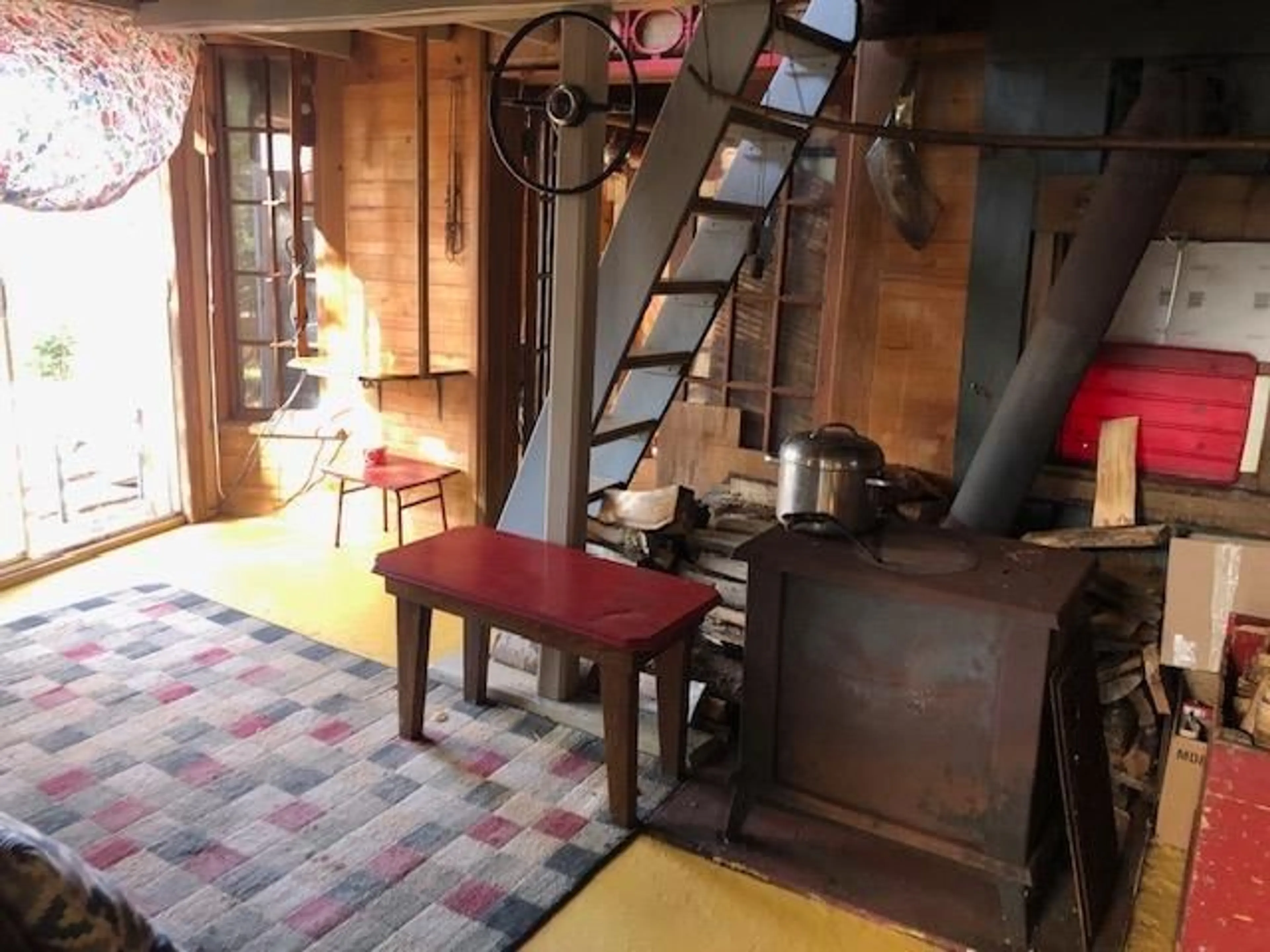 Indoor foyer, cement floor for 836 Whiteburne Rd, Whiteburn Mines Nova Scotia B0T 1B0