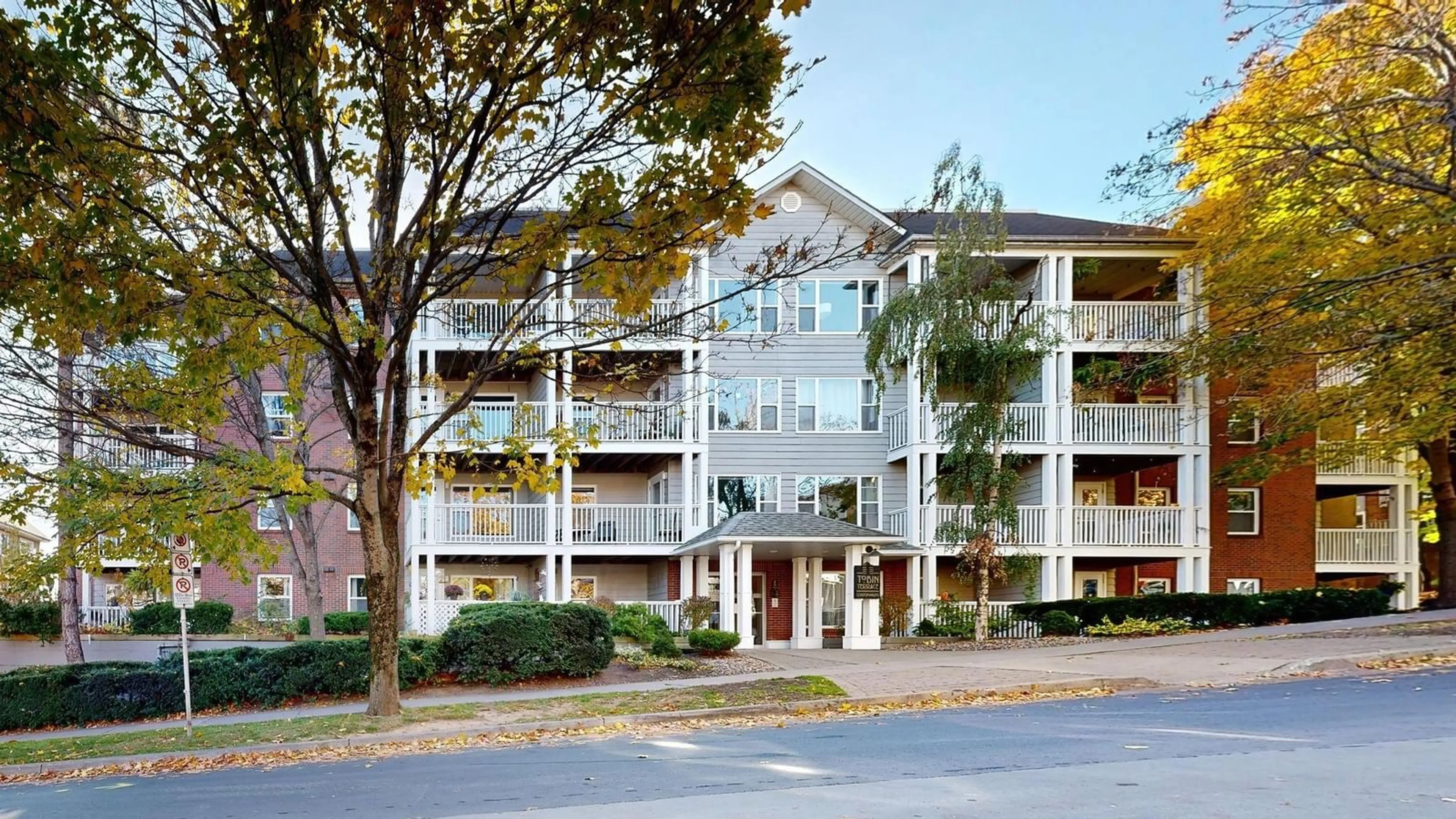 A pic from exterior of the house or condo, the front or back of building for 5230 Tobin St #208, Halifax Nova Scotia B3H 1S2