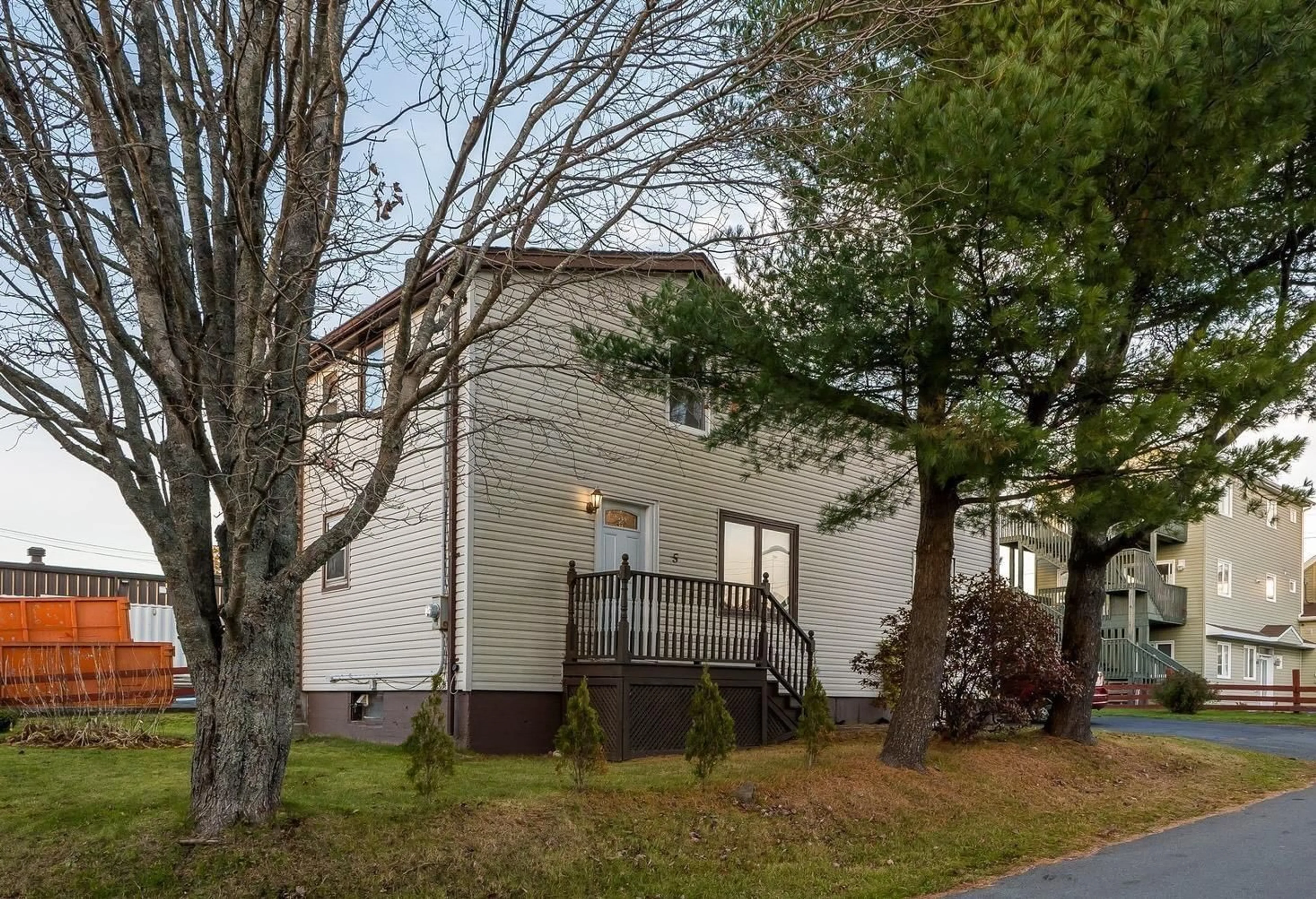 A pic from exterior of the house or condo, cottage for 5 Layton Rd, Halifax Nova Scotia B3P 1Z6