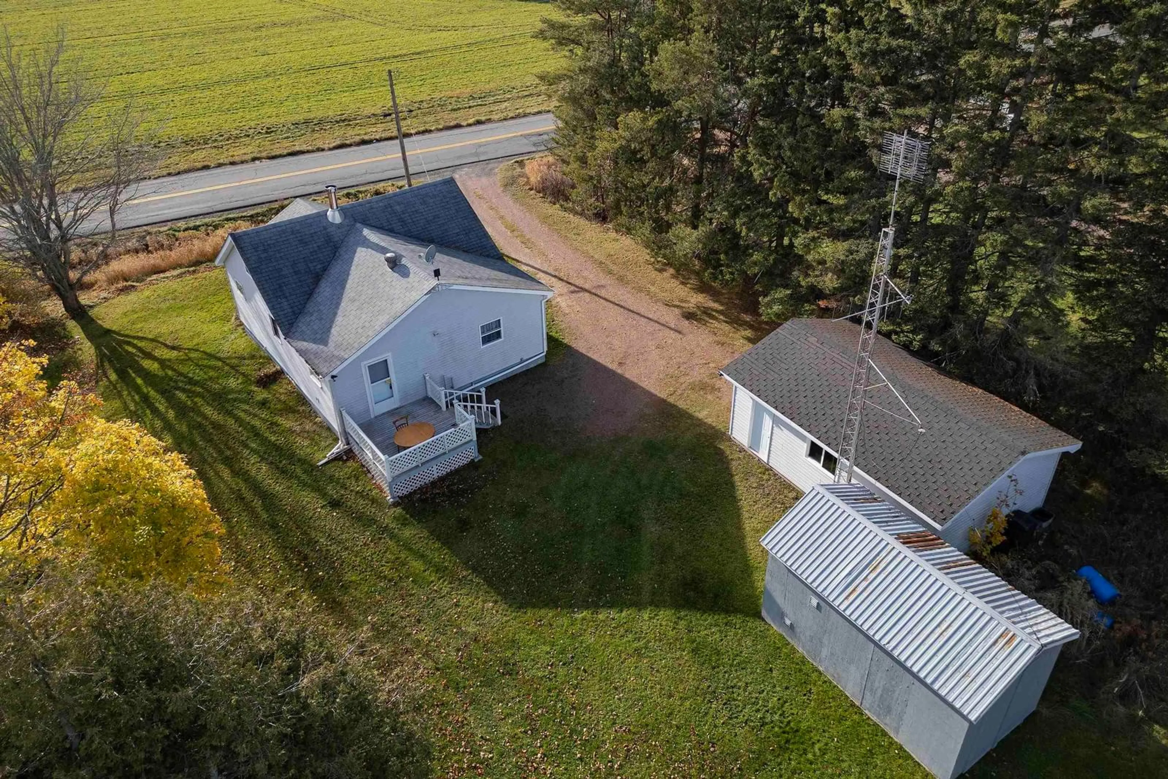 Frontside or backside of a home, cottage for 429 Willow St, Brookdale Nova Scotia B4H 3Y3