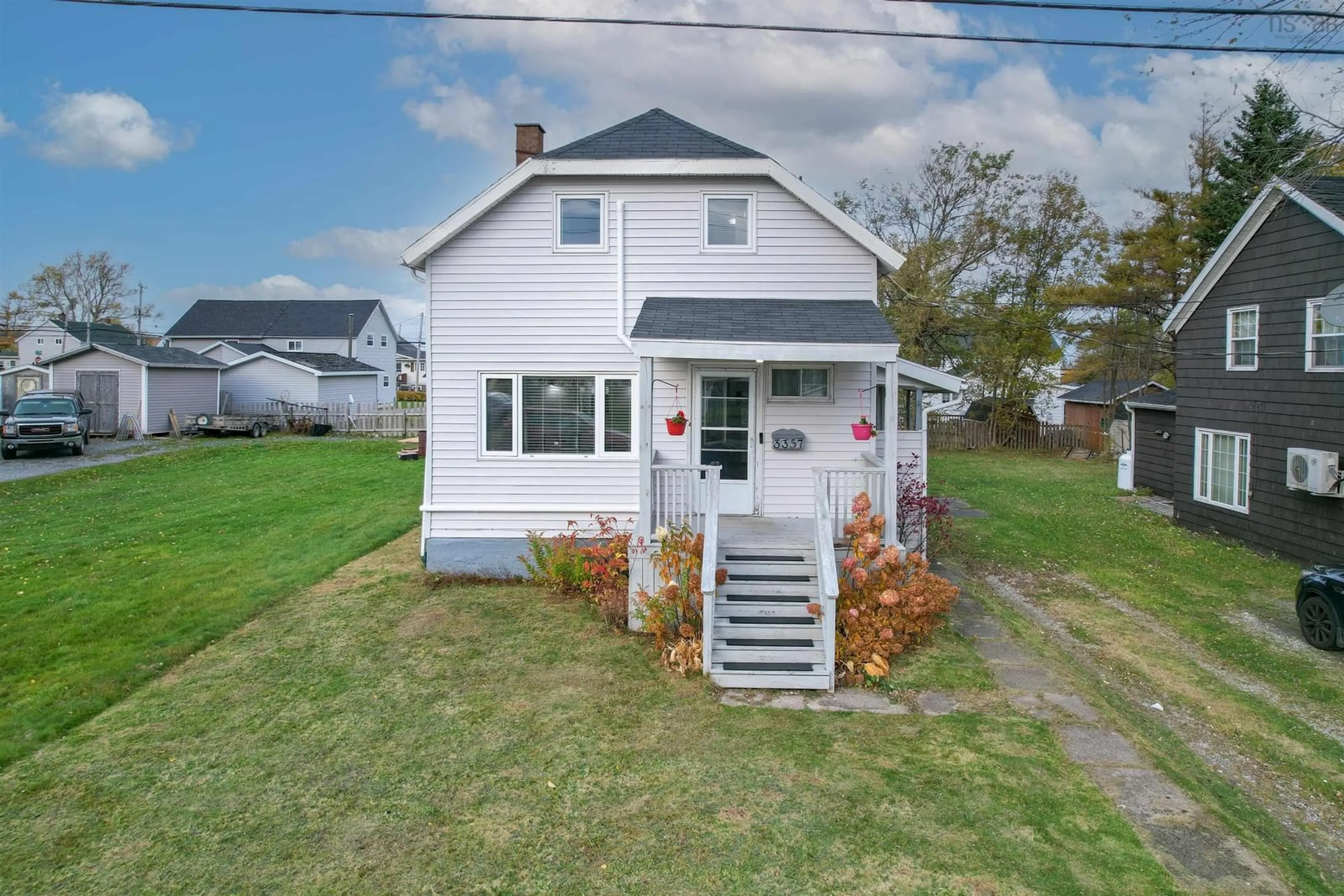 Frontside or backside of a home, cottage for 3357 Wood Ave, New Waterford Nova Scotia B1H 1V1