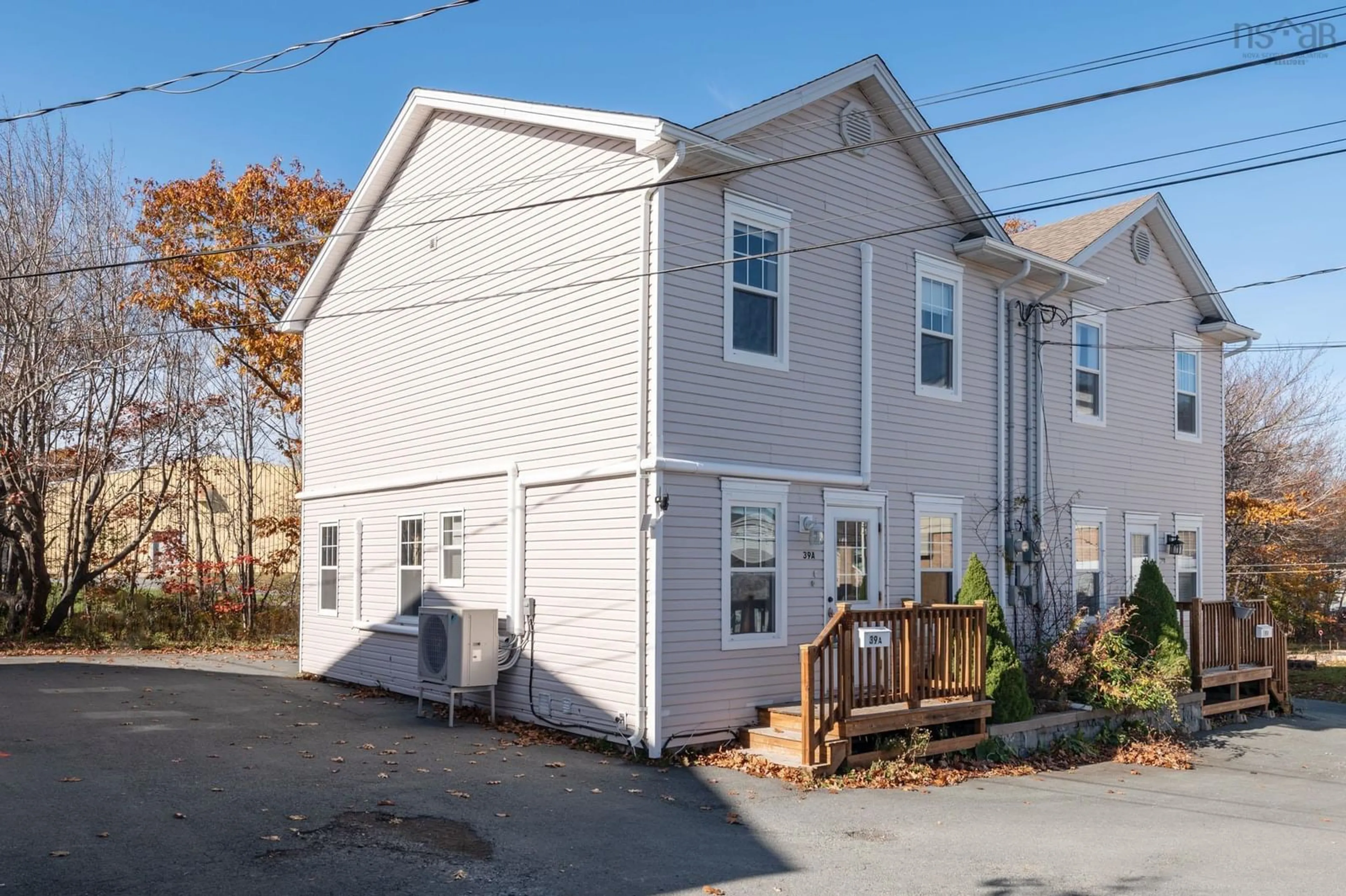 A pic from exterior of the house or condo, the front or back of building for 39A Leaman Dr, Dartmouth Nova Scotia B3A 2L1