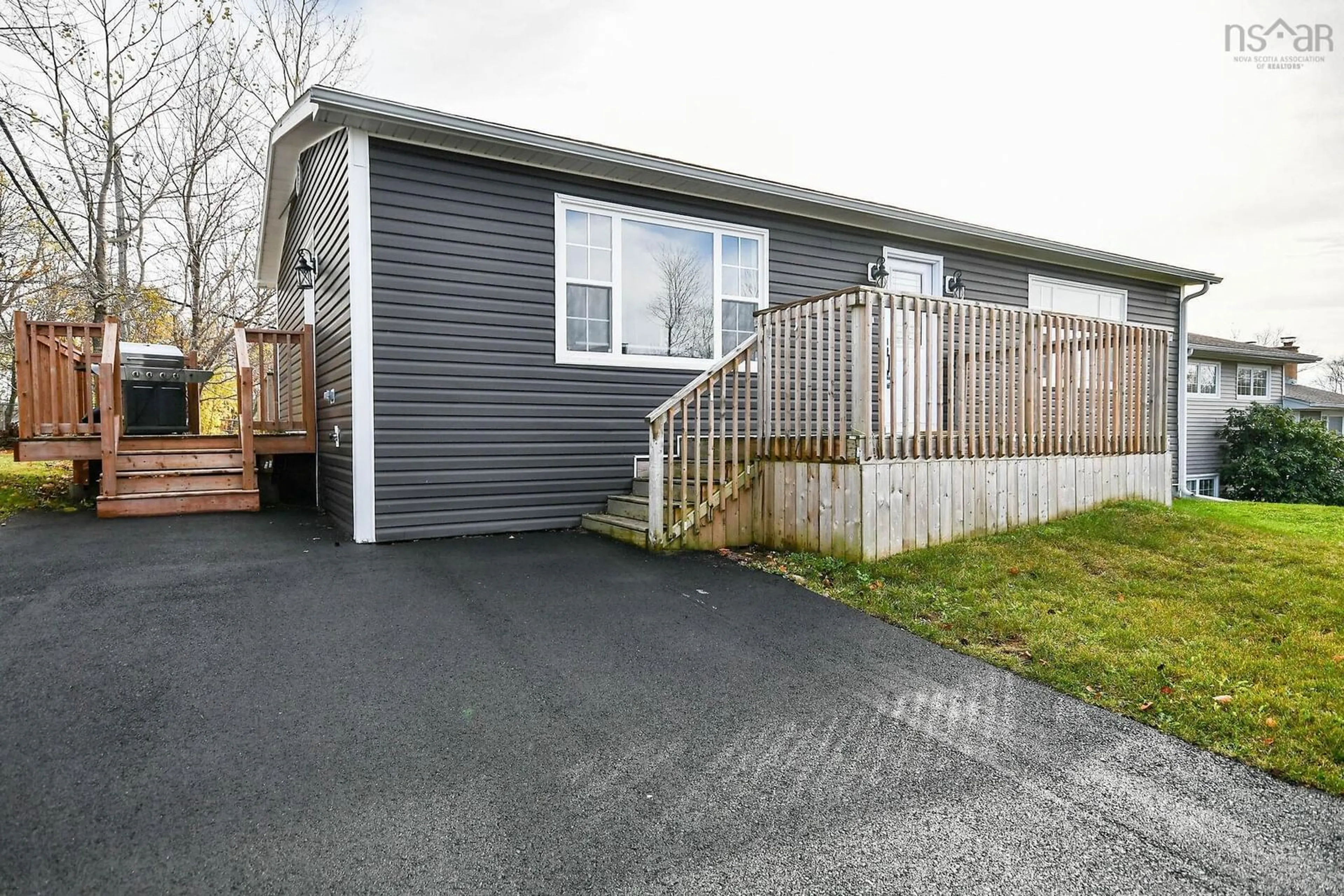 Frontside or backside of a home, cottage for 5 Sampson Dr, Lower Sackville Nova Scotia B4C 2T7