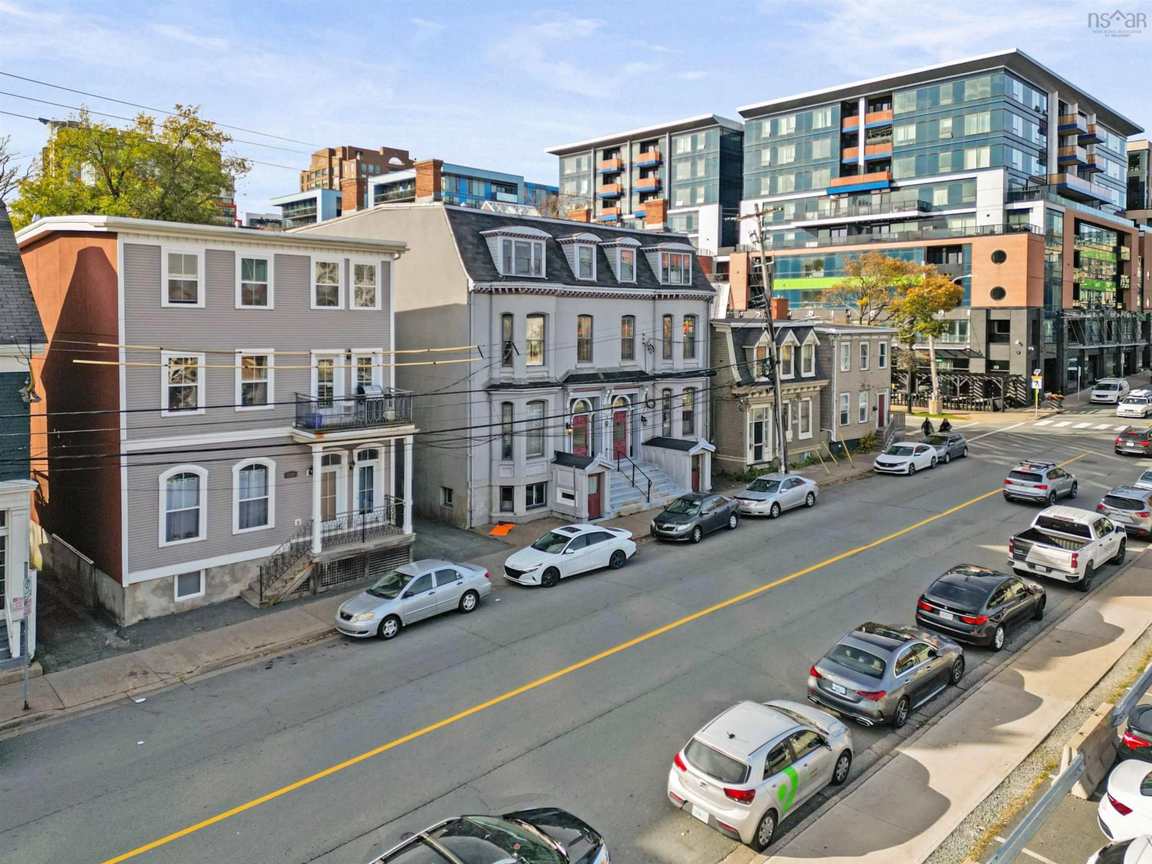 A pic from exterior of the house or condo, the street view for 1356 Queen St, Halifax Nova Scotia B3J 2H5