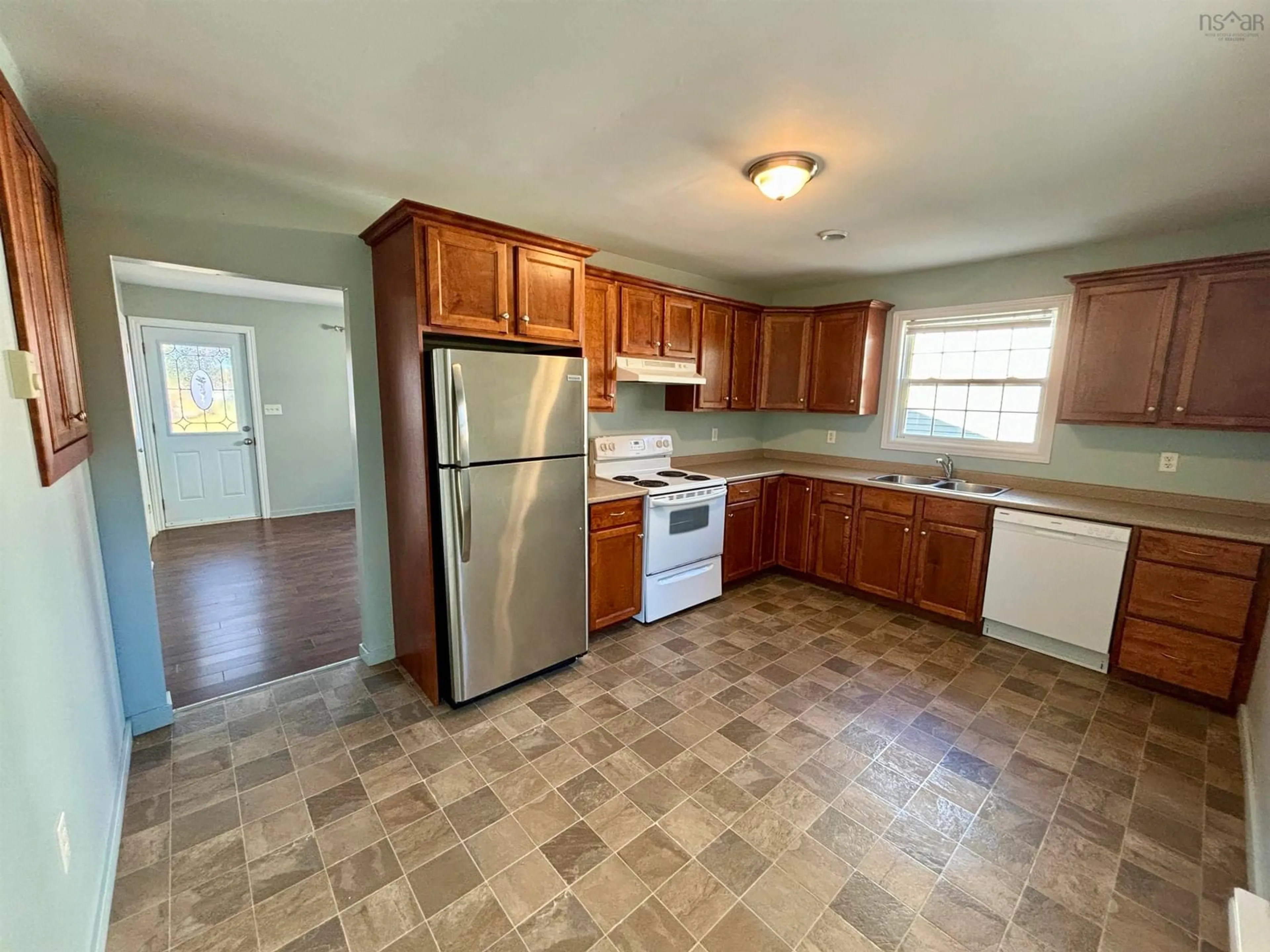 Standard kitchen, unknown floor, cottage for 60 Victoria St, Antigonish Nova Scotia B2G 1X3