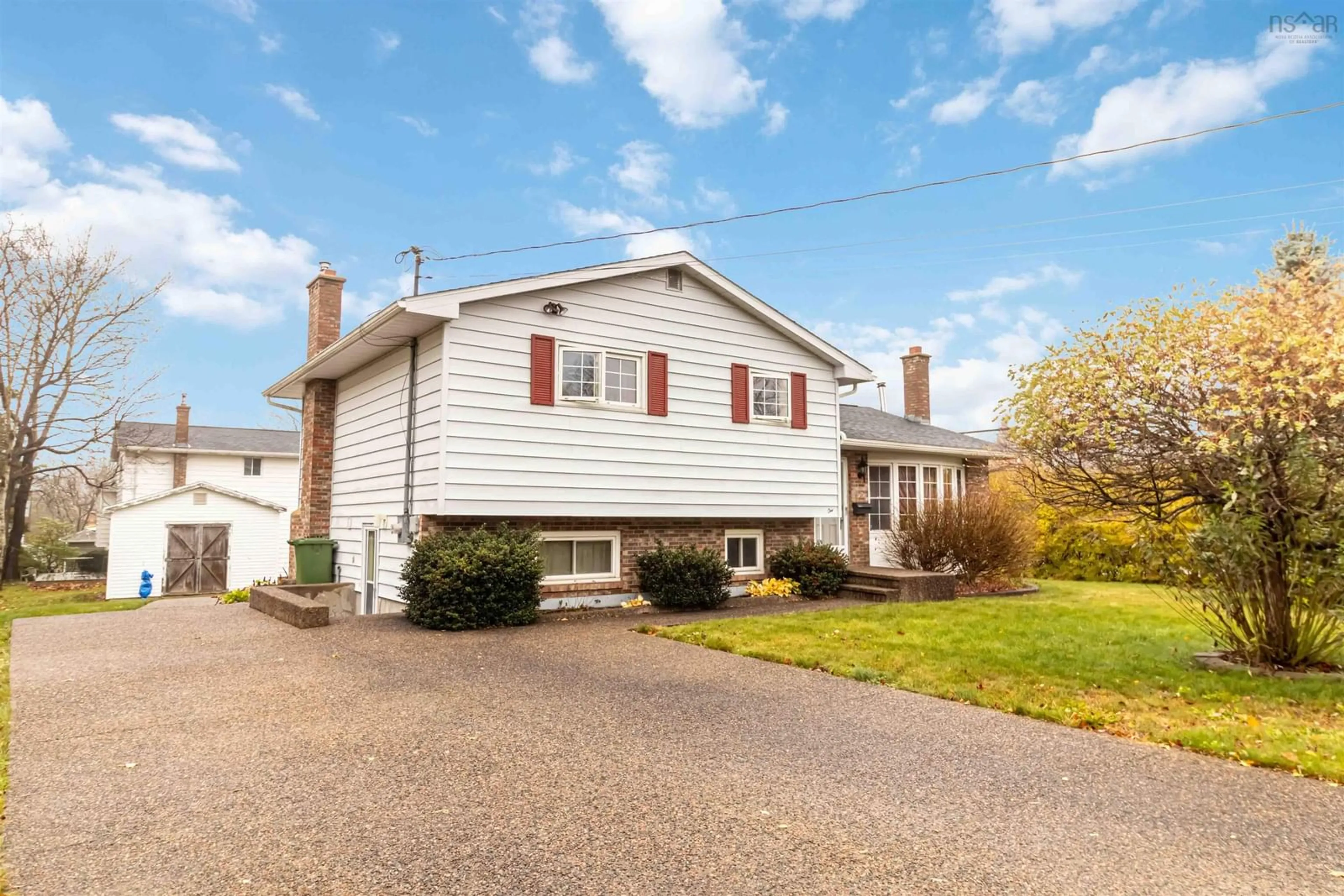 Frontside or backside of a home, cottage for 1 Banks Crt, Dartmouth Nova Scotia B2X 2Y9