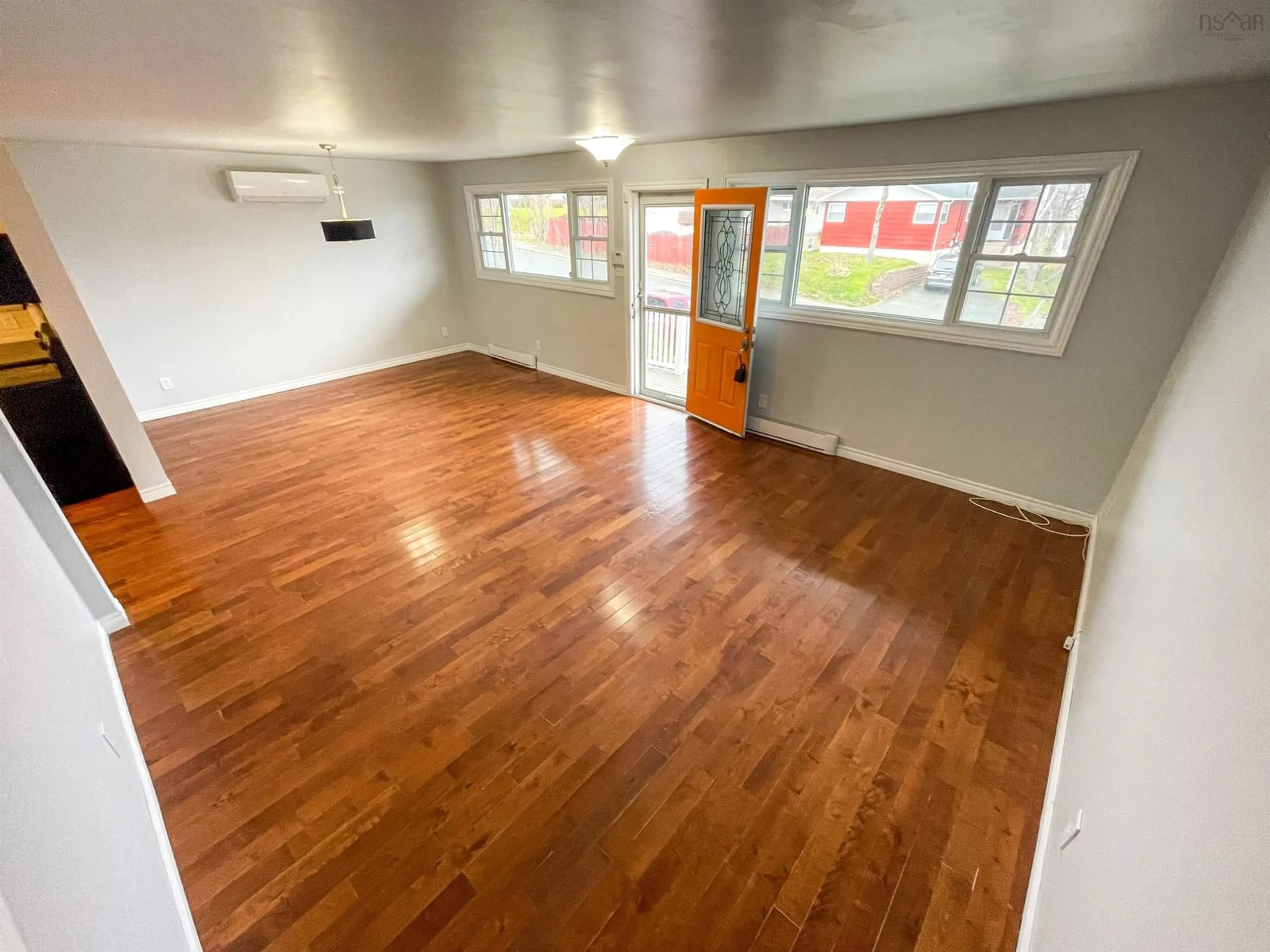 A pic of a room, wood floors for 58 Common St, Sydney Nova Scotia B1P 6M5