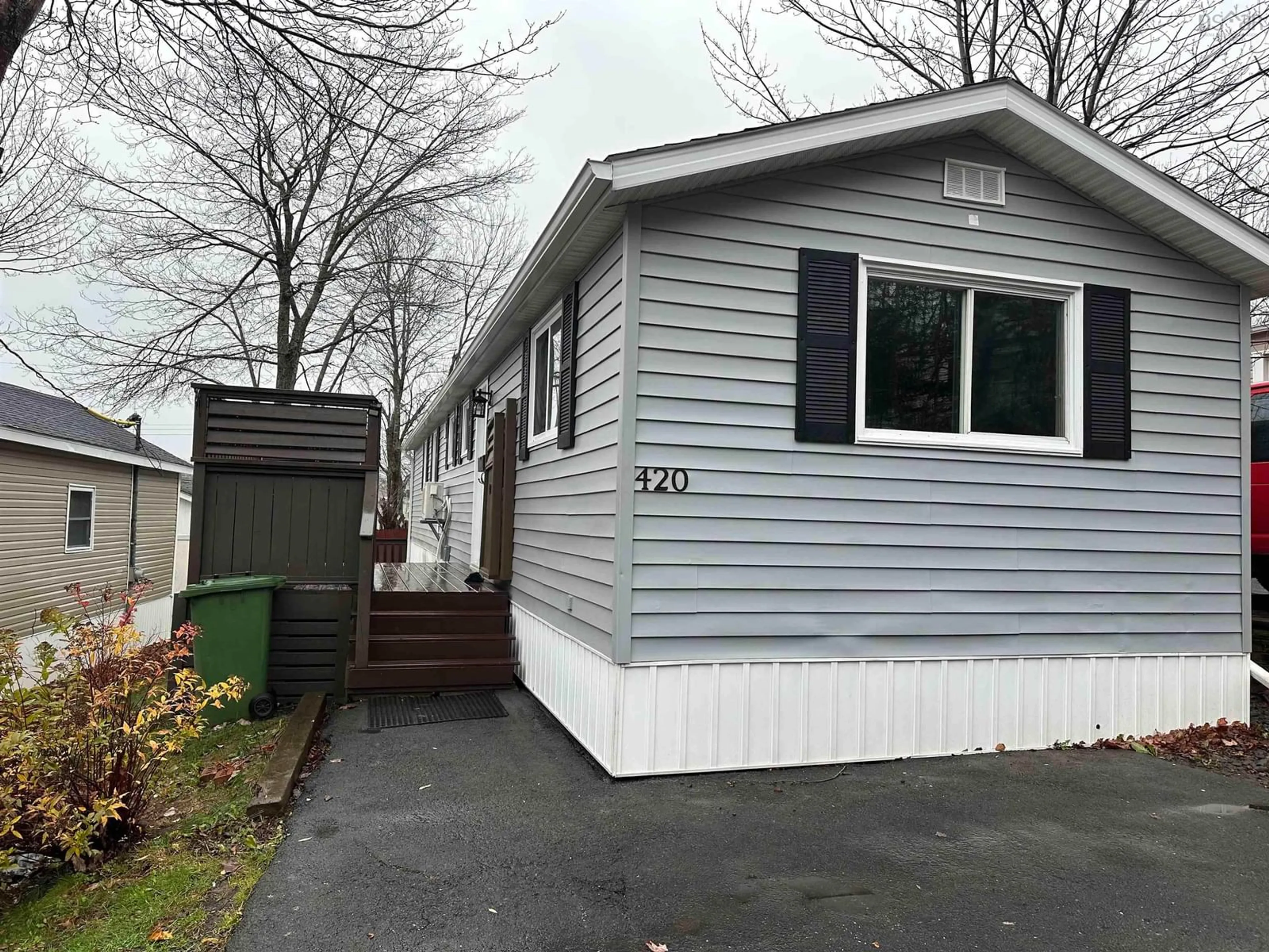 Home with vinyl exterior material for 420 Glenrise Ave, Beaver Bank Nova Scotia B4E 1M3