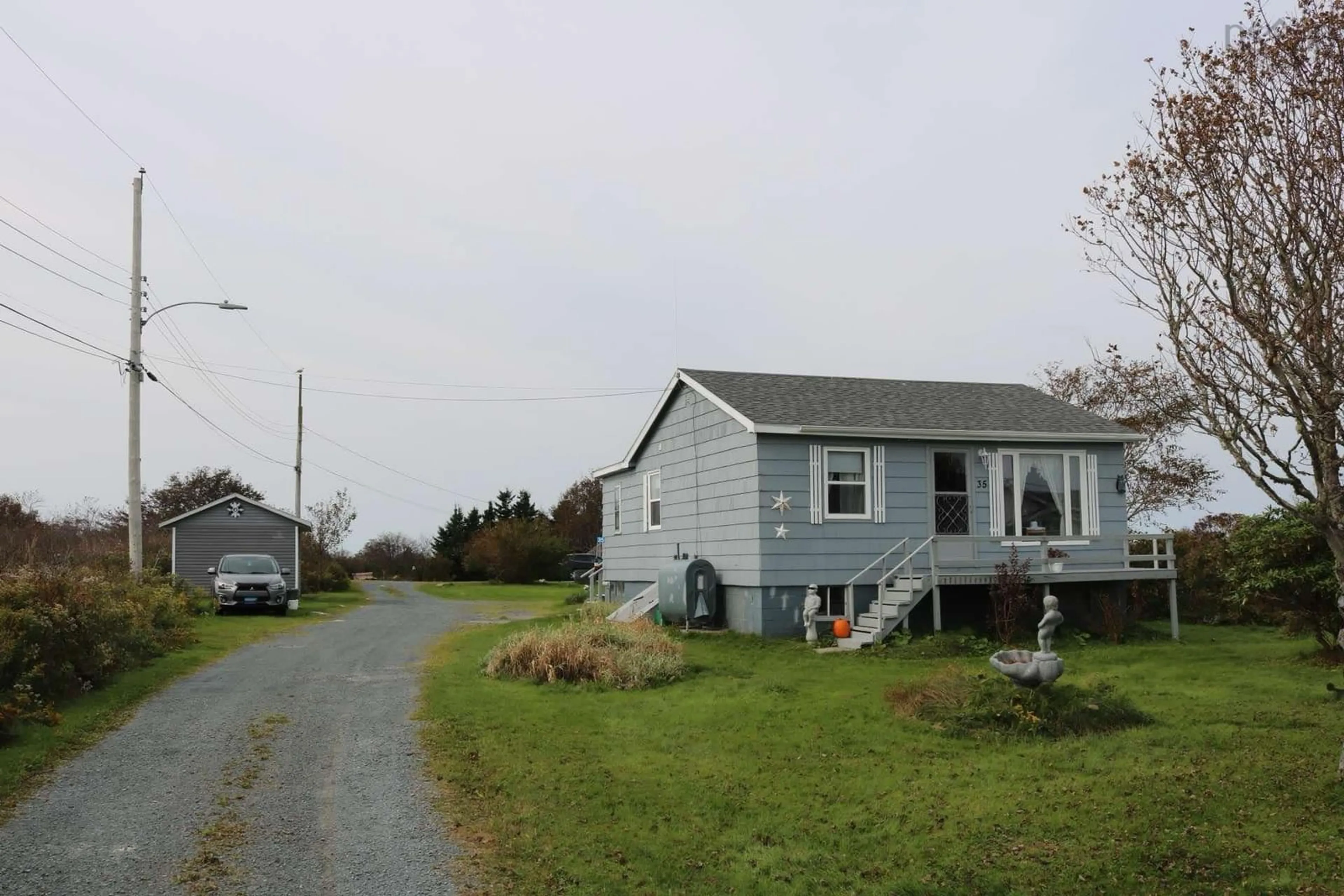 Frontside or backside of a home, cottage for 35 Pettipas Rd, Terence Bay Nova Scotia B3T 1Y4